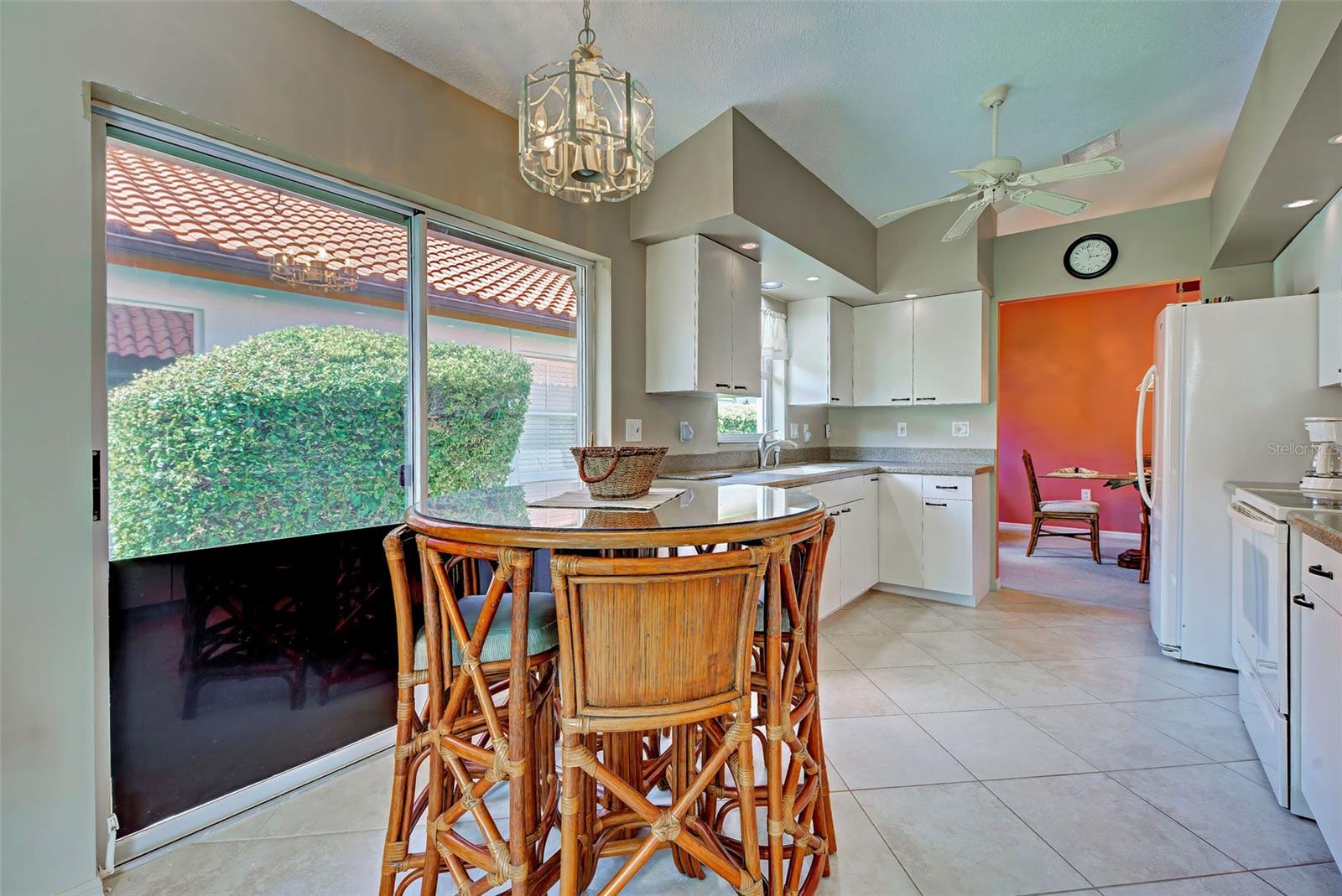 1176 Harbor Town Way Property Photo 32