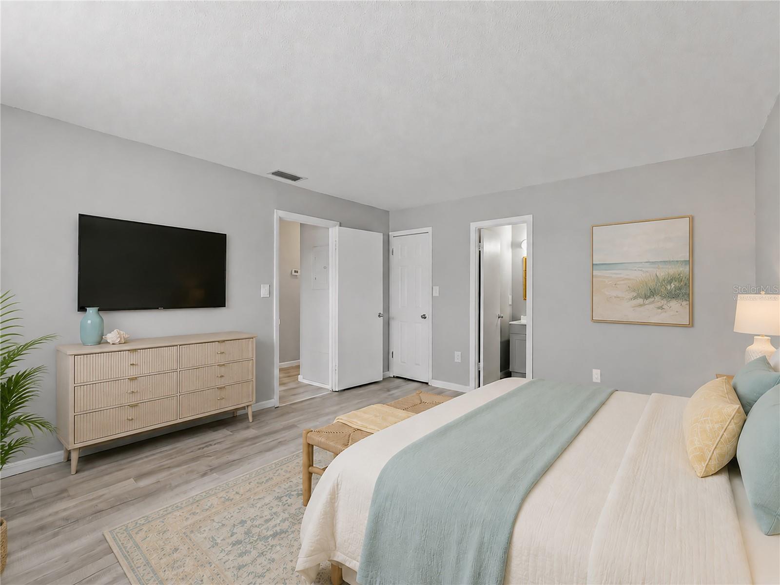 460 Base Ave E #128 Property Photo 8