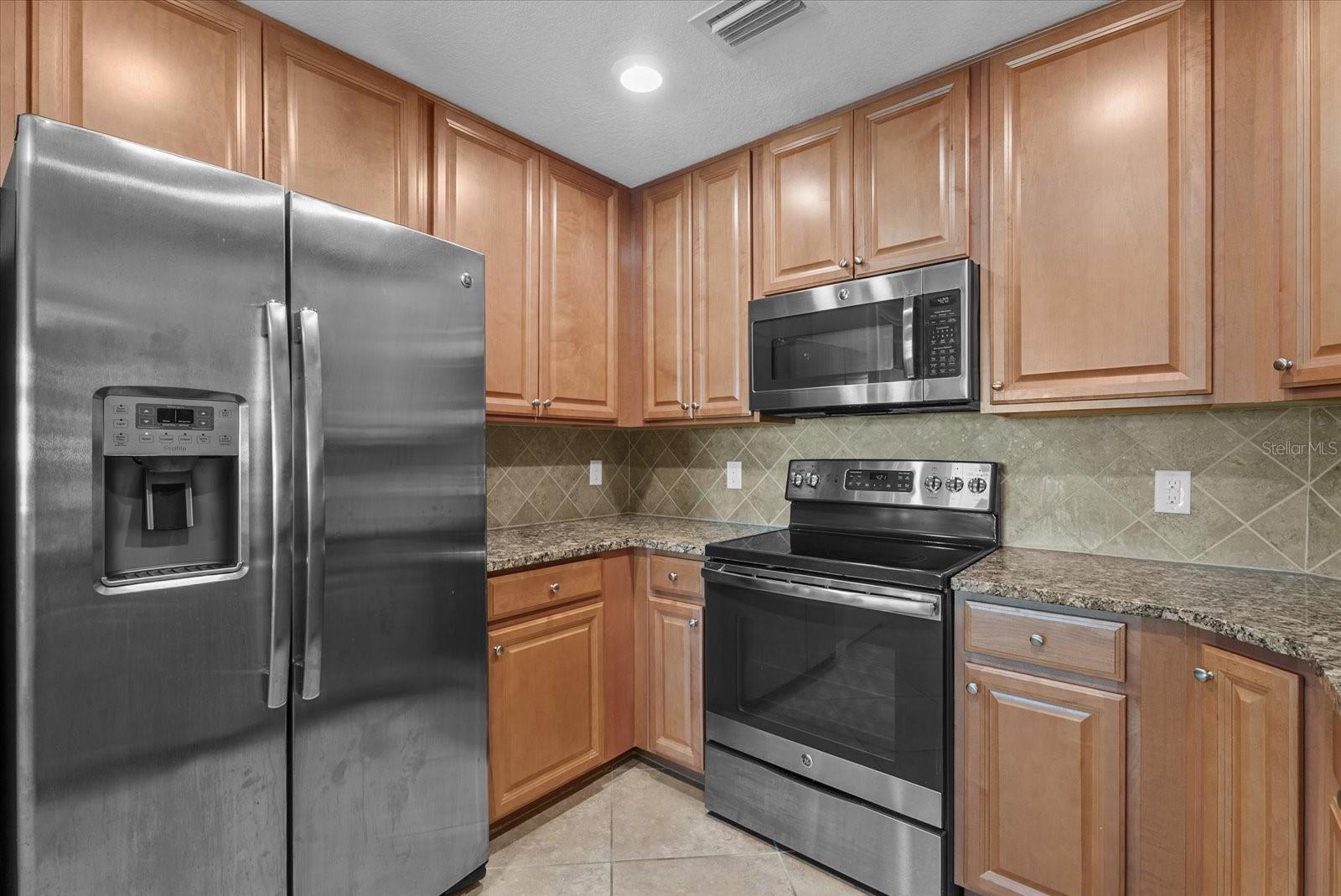 20150 Ragazza Cir #102 Property Photo 14
