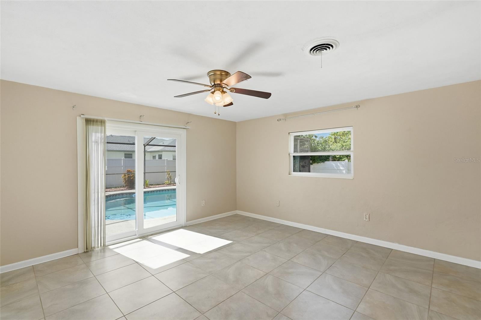 1015 Fundy Rd Property Photo 16