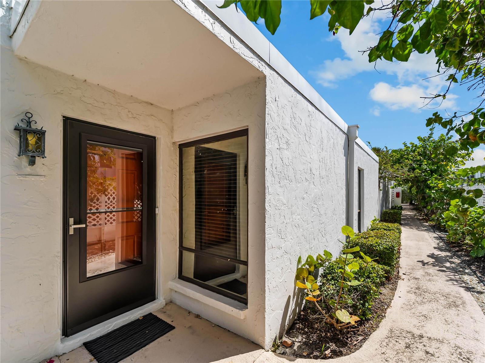 1585 Tarpon Center Dr #21 Property Photo 3
