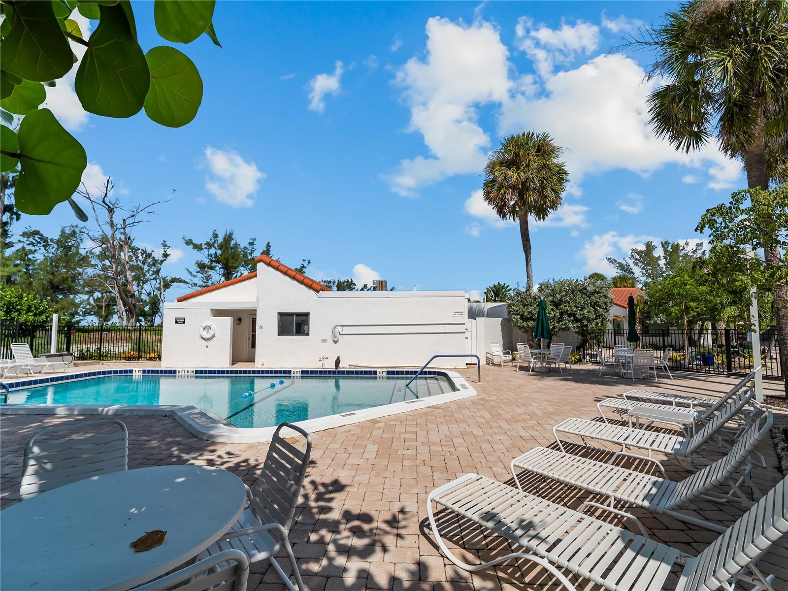 1585 Tarpon Center Dr #21 Property Photo 27