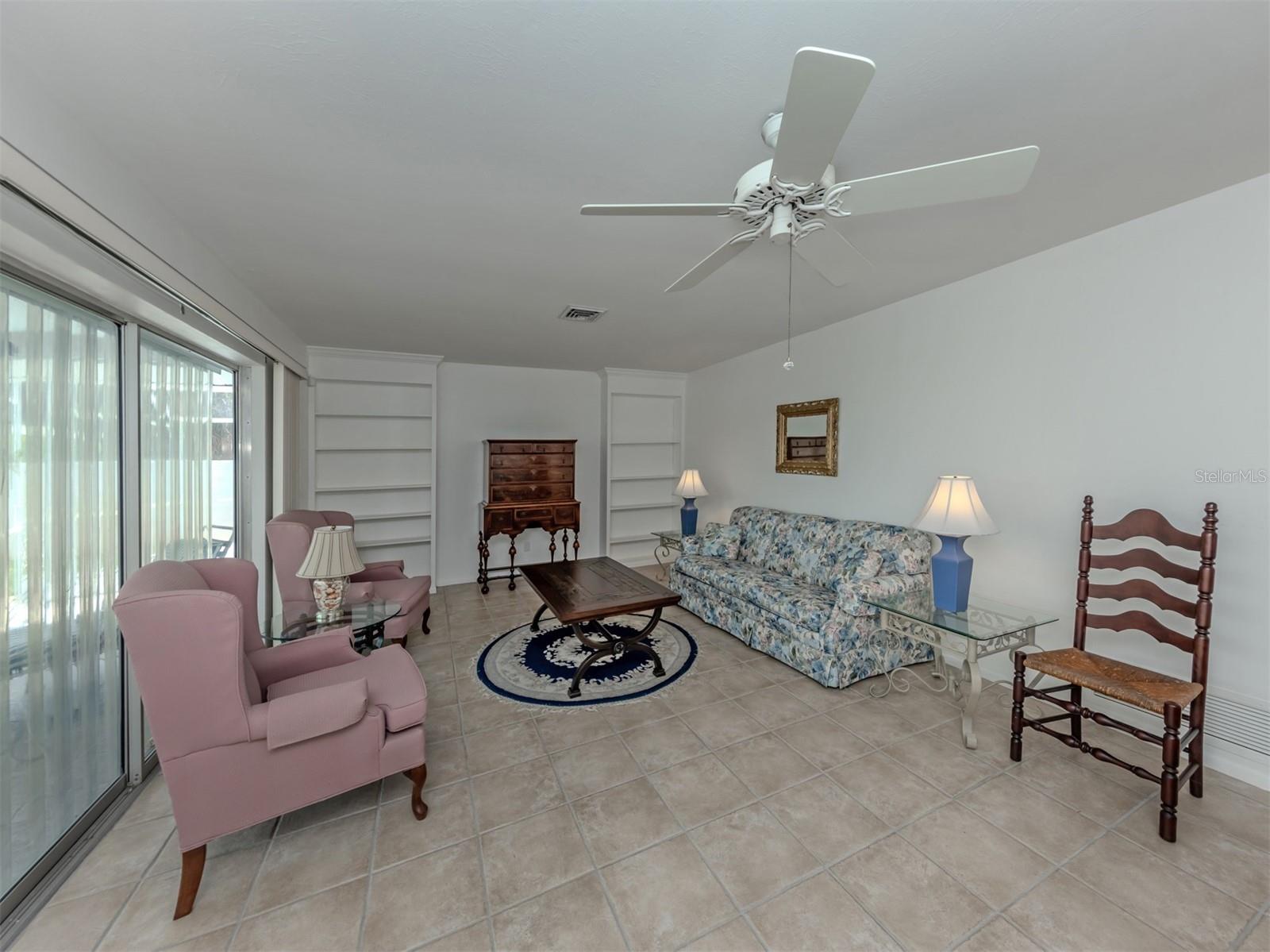 12 Gulf Manor Dr Property Photo 10