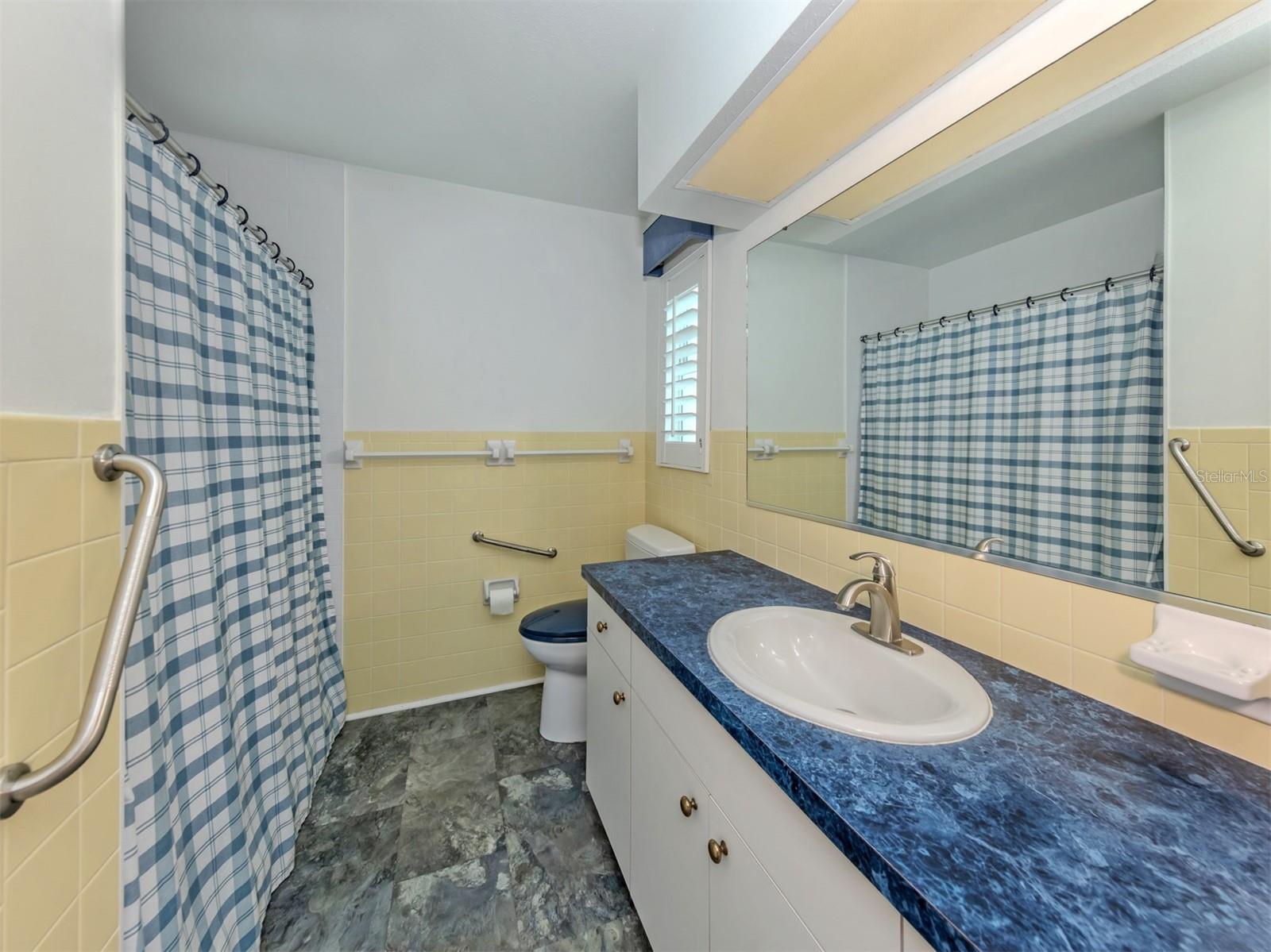 12 Gulf Manor Dr Property Photo 17
