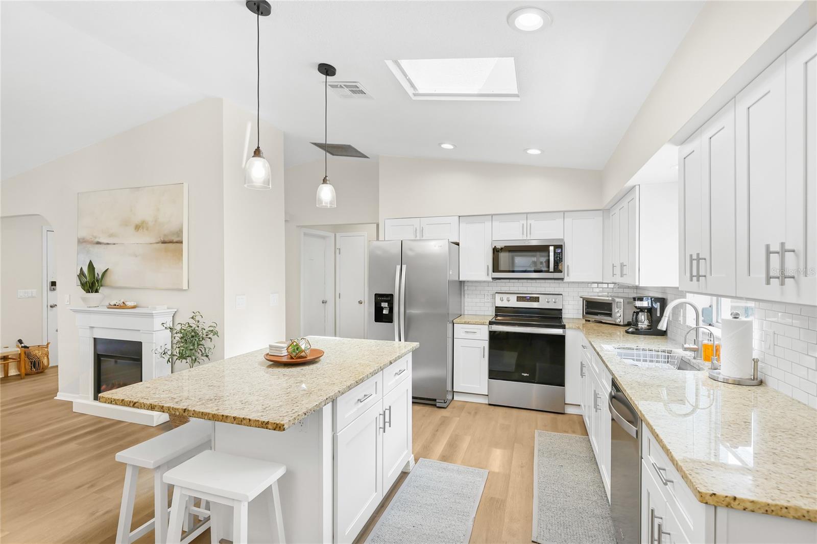 3207 Valencia Rd Property Photo 9