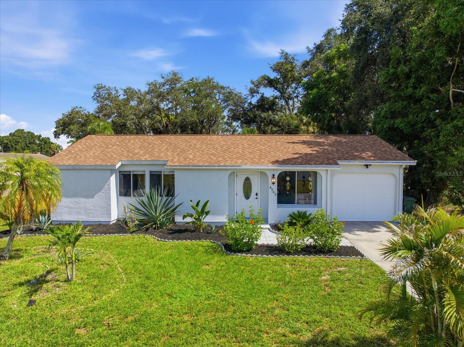 4562 Baroda Ave Property Photo 1