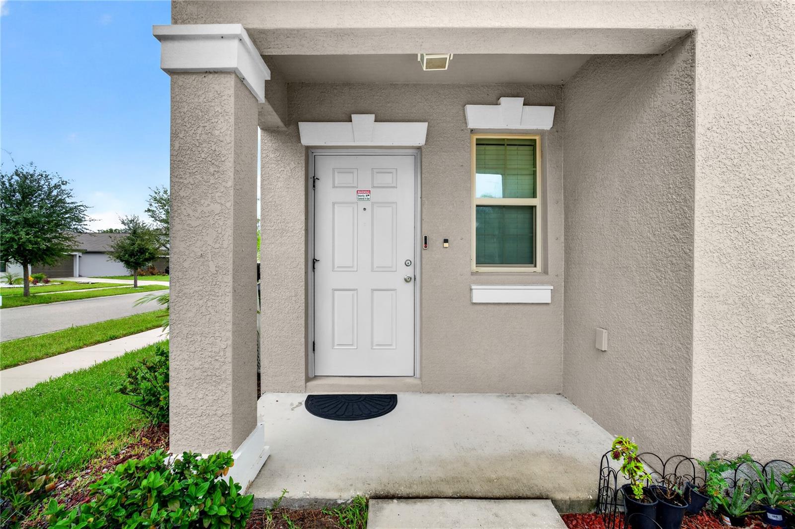 10202 Cool Waterlily Ave Property Photo 5