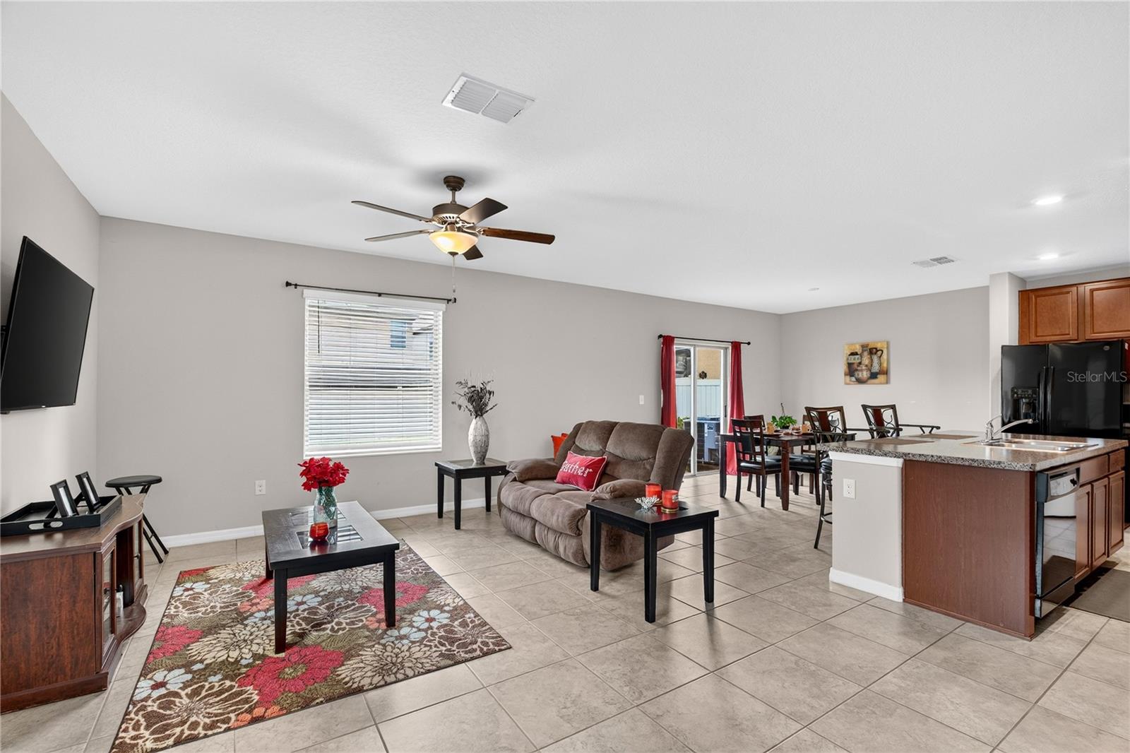 10202 Cool Waterlily Ave Property Photo 9