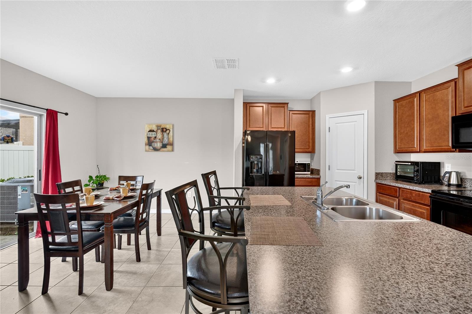 10202 Cool Waterlily Ave Property Photo 12
