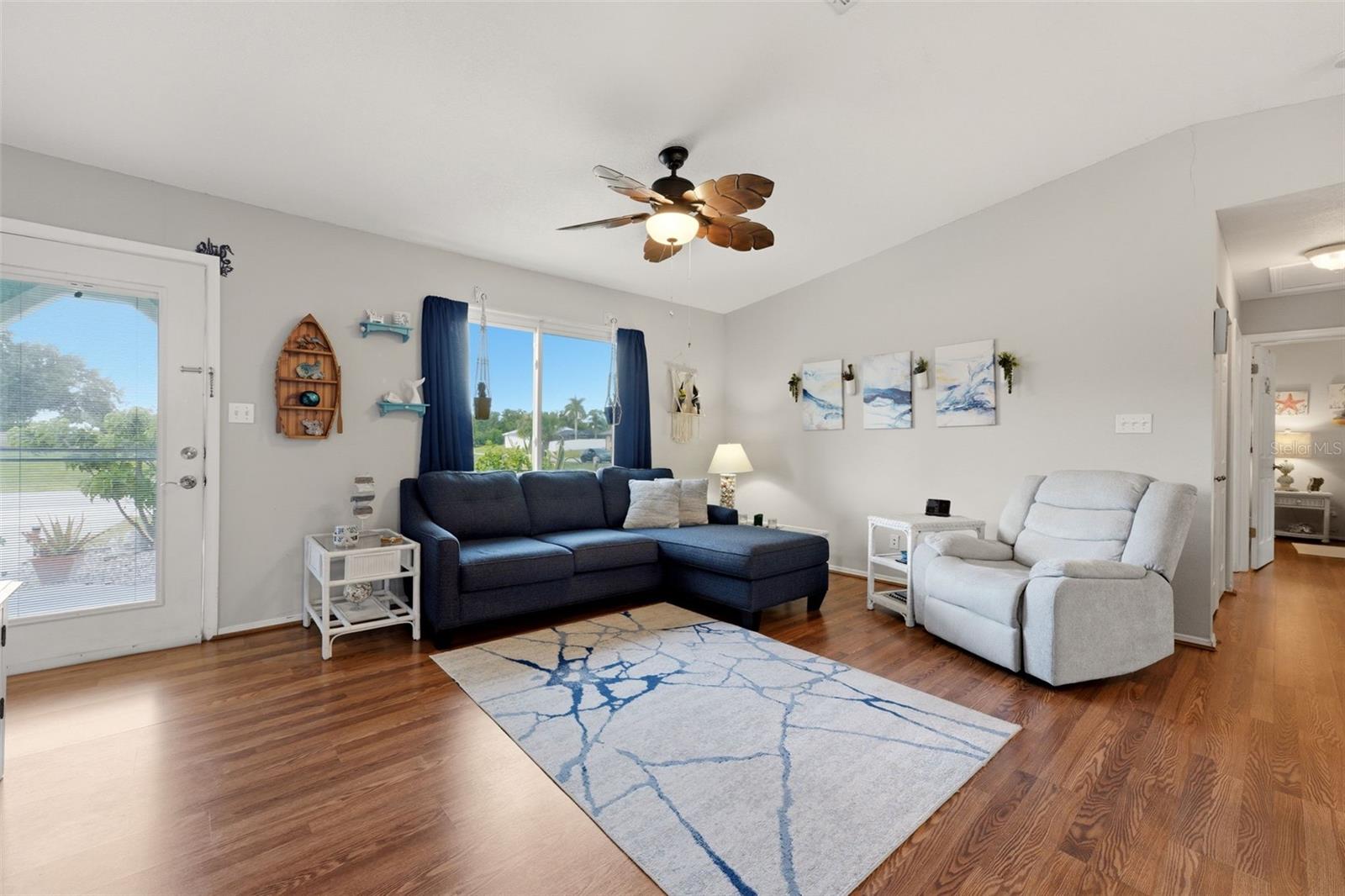 10182 Gulfstream Blvd Property Photo 9