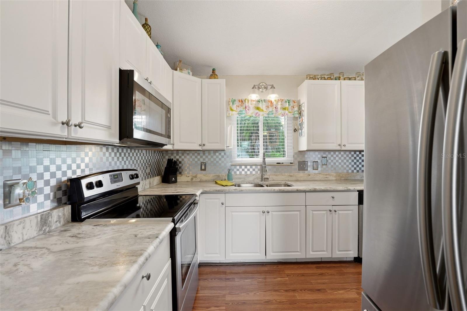 10182 Gulfstream Blvd Property Photo 15
