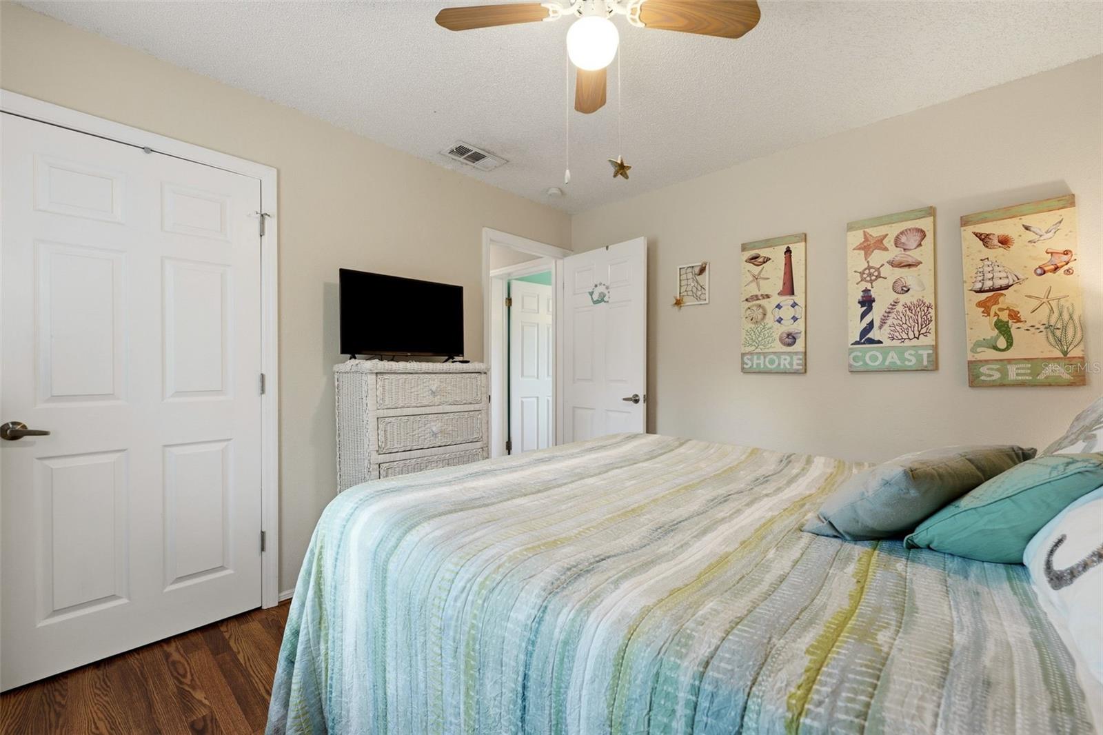 10182 Gulfstream Blvd Property Photo 19