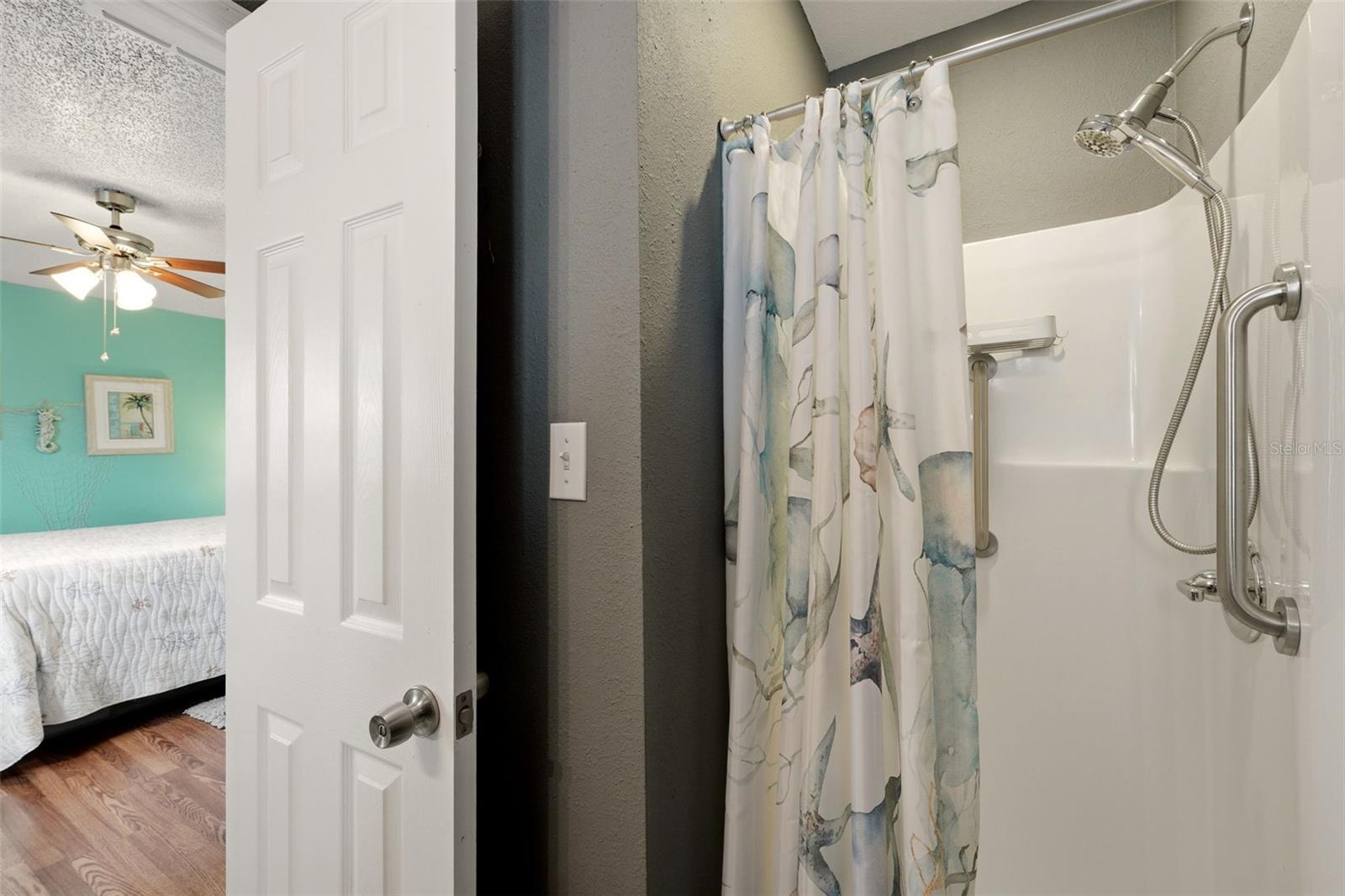 10182 Gulfstream Blvd Property Photo 21