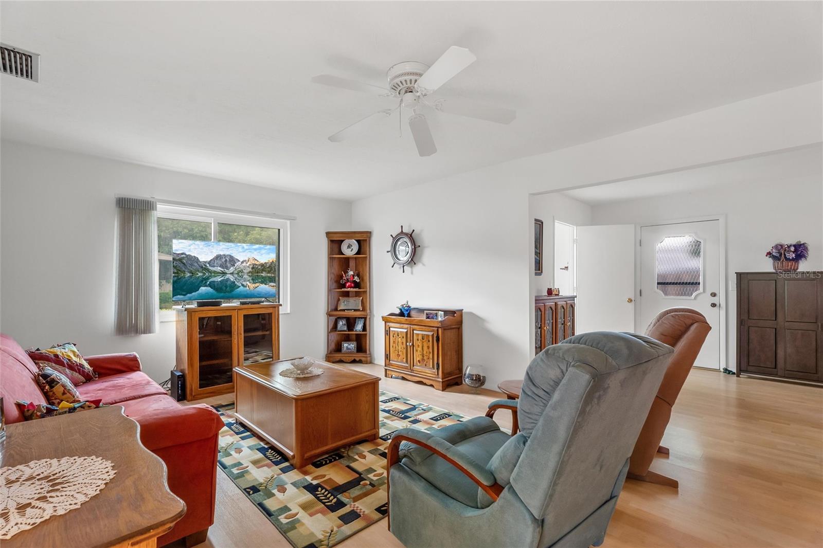 773 Vivienda South Ct #8 Property Photo 2