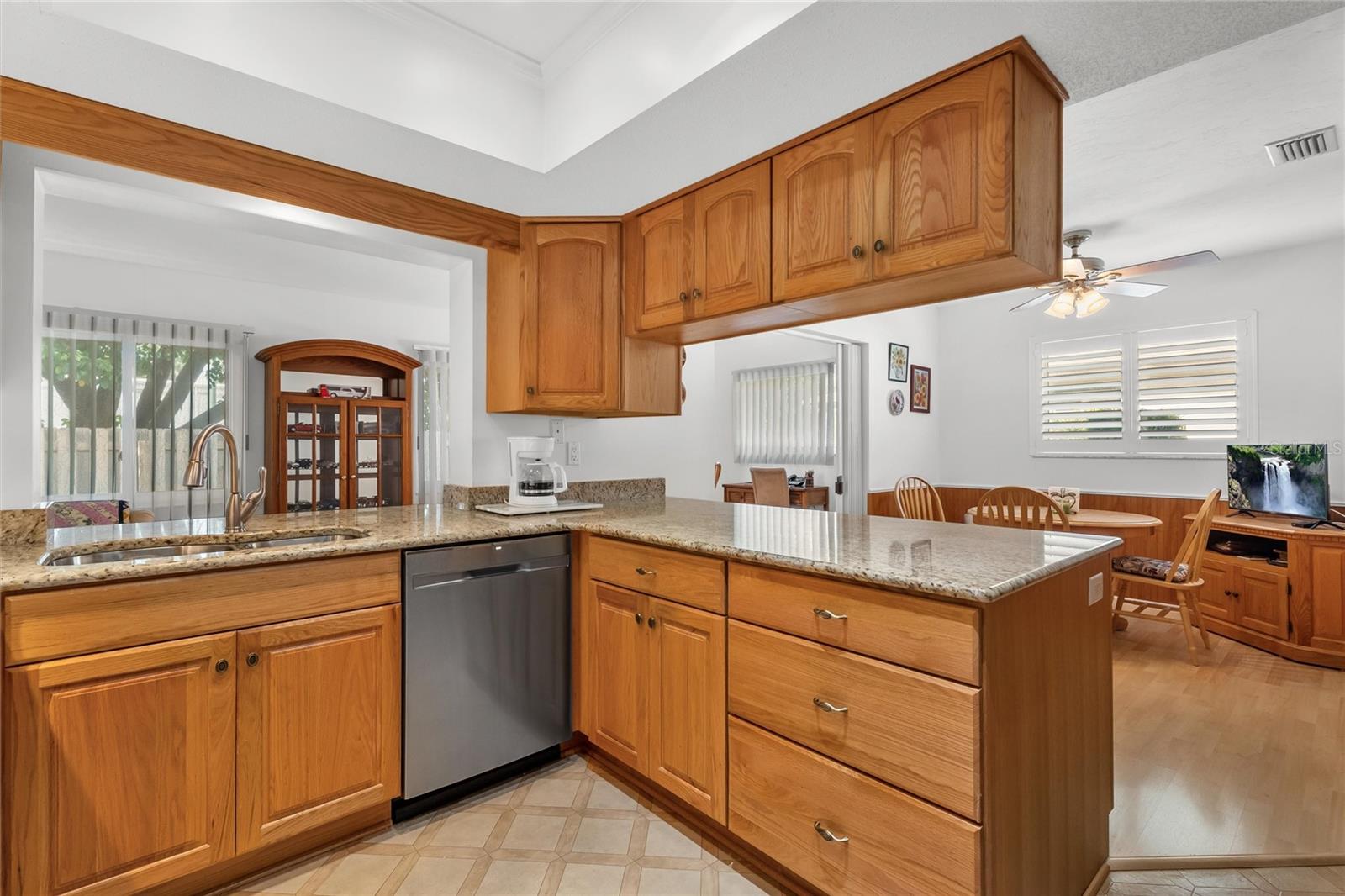 773 Vivienda South Ct #8 Property Photo 4