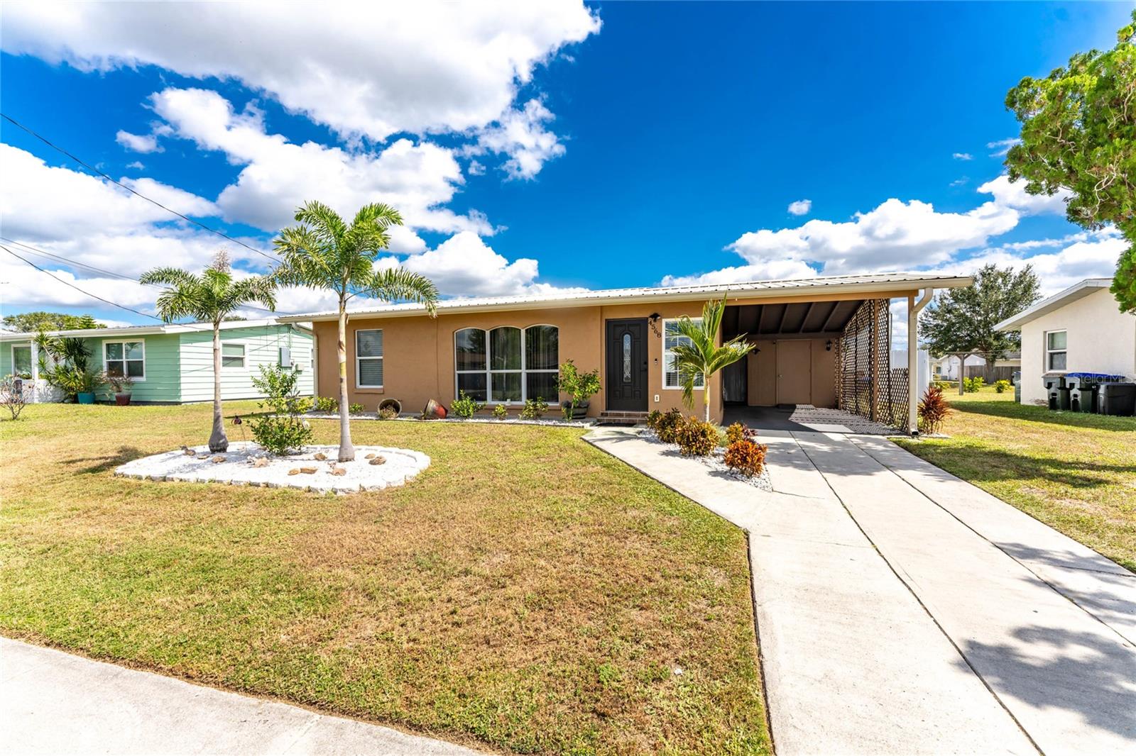4568 Grobe St Property Photo 1