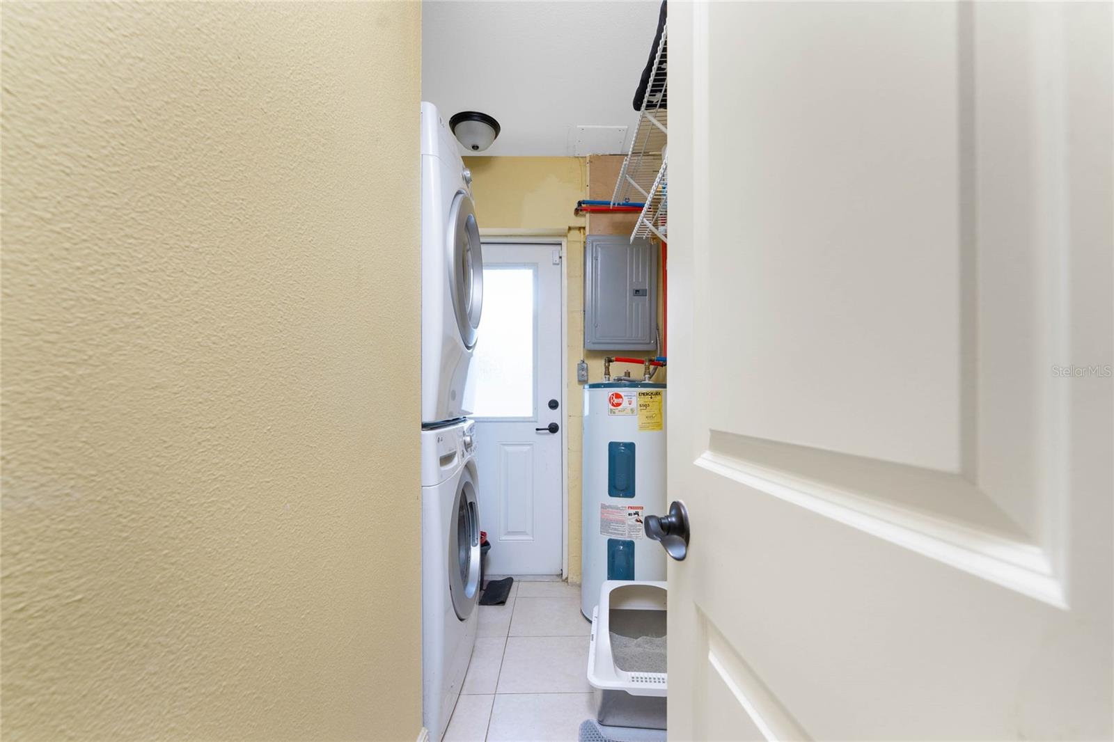 4568 Grobe St Property Photo 23