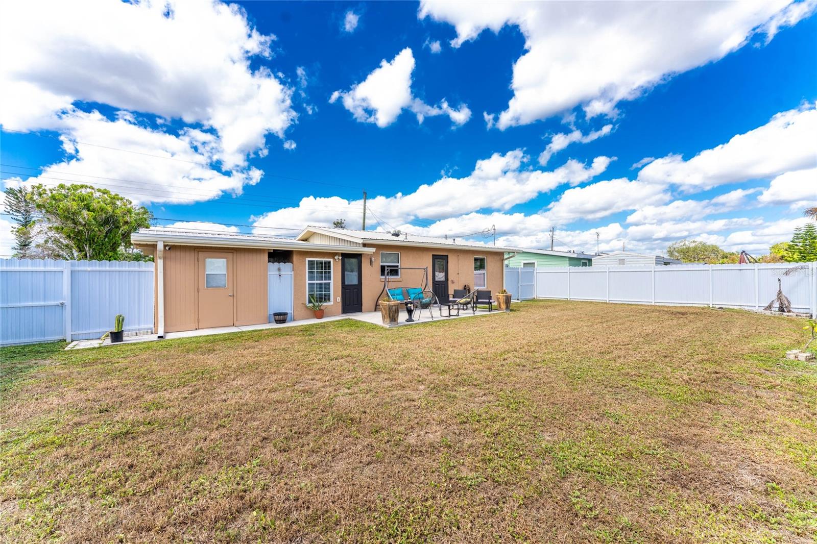 4568 Grobe St Property Photo 32