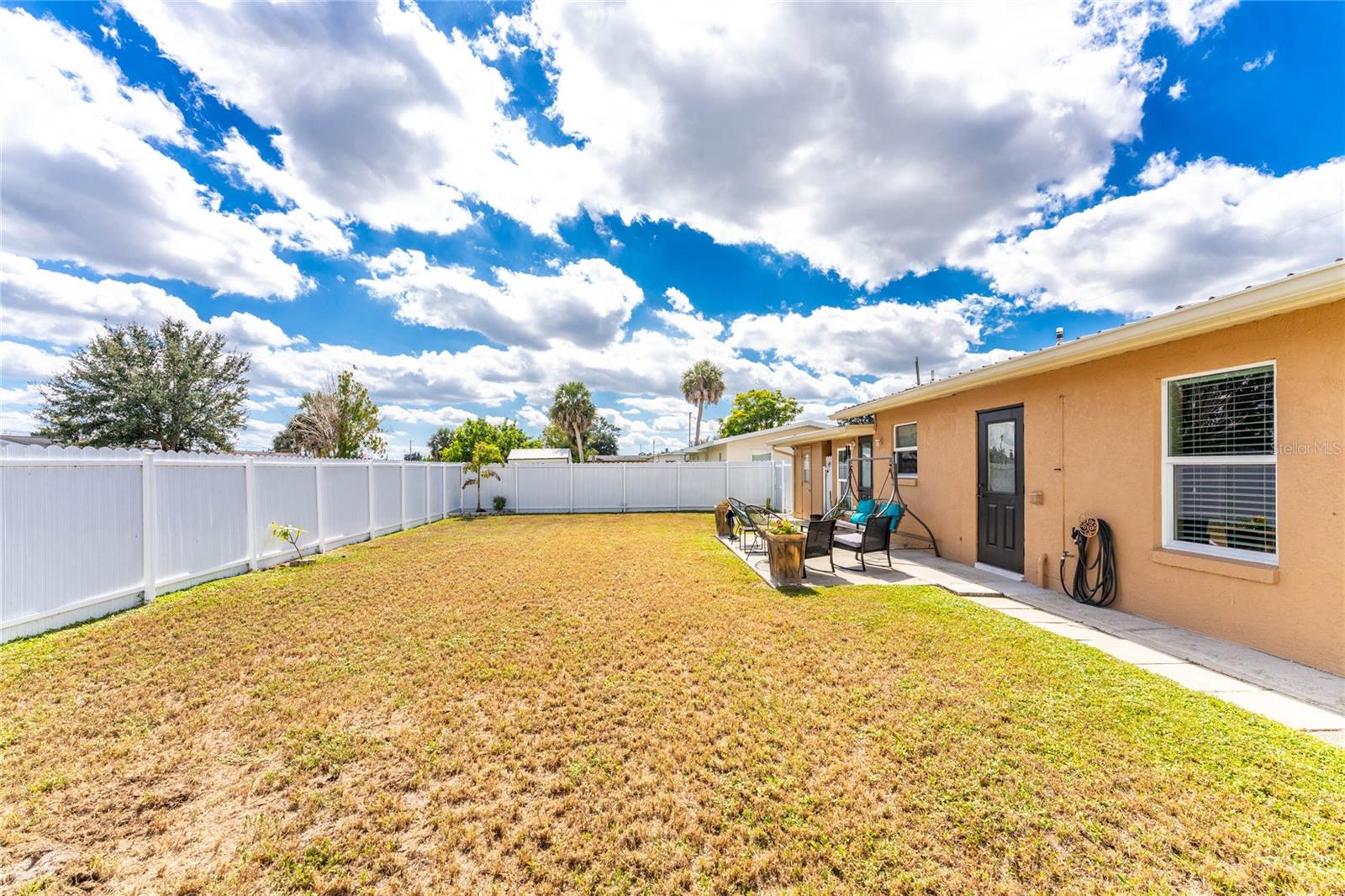 4568 Grobe St Property Photo 34