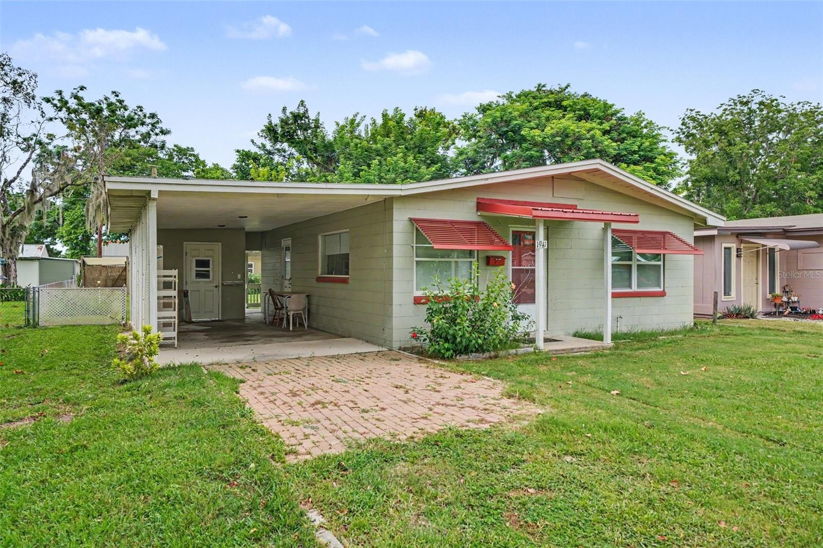 1941 Oglesby Ave Property Photo 3