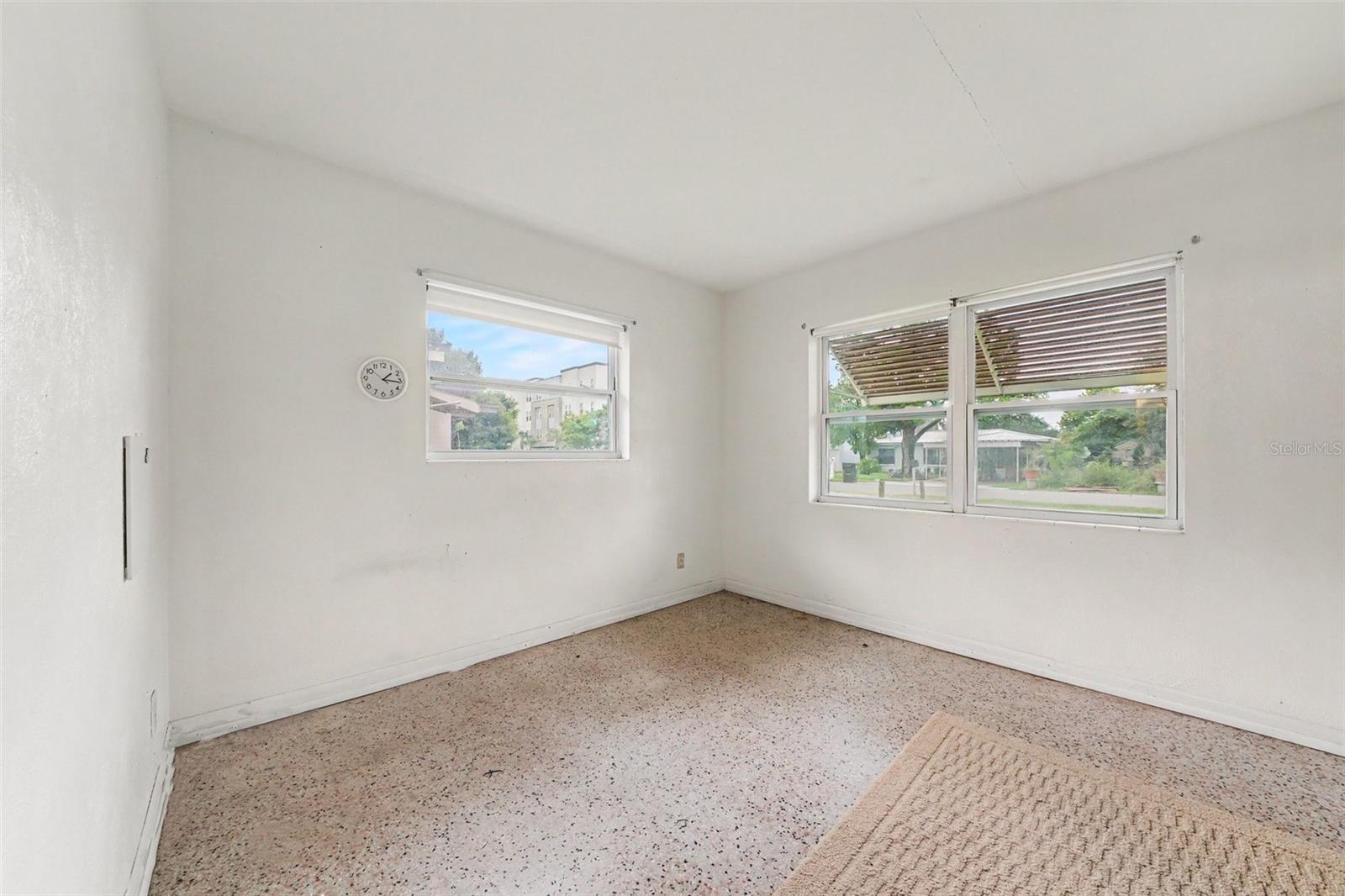 1941 Oglesby Ave Property Photo 15