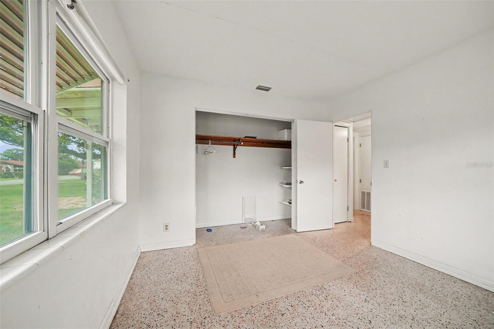 1941 Oglesby Ave Property Photo 16