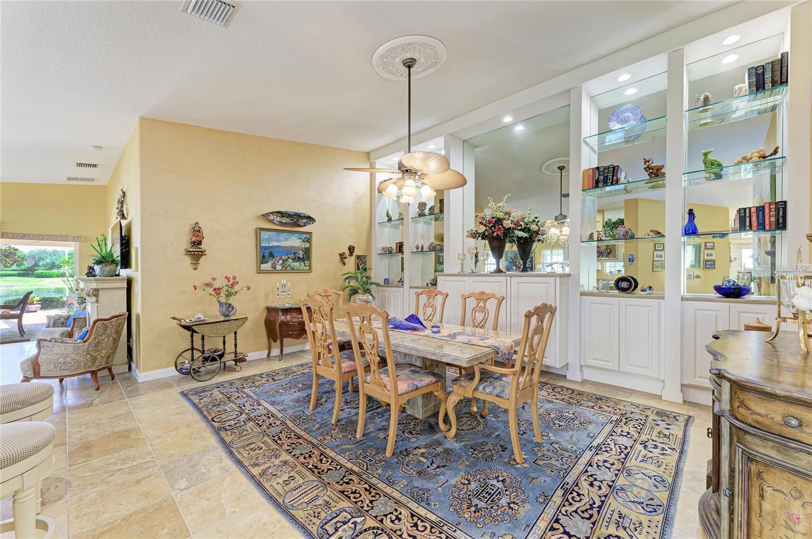 6256 Erice St Property Photo 11