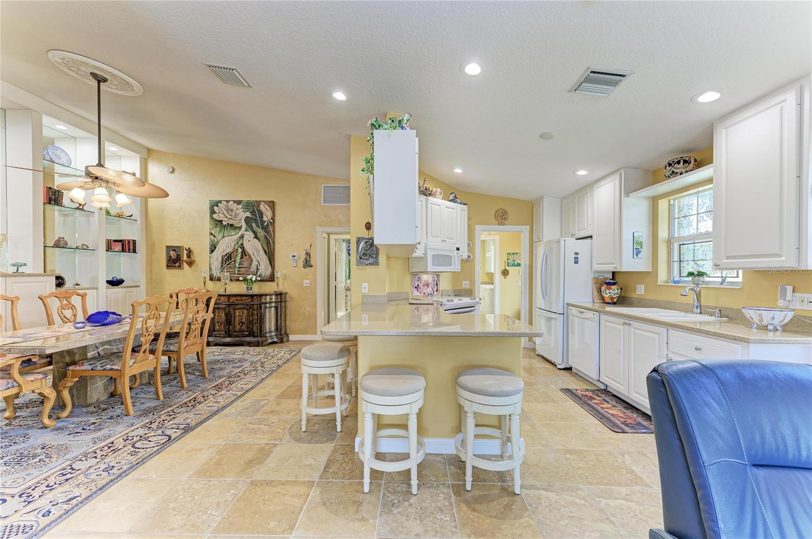 6256 Erice St Property Photo 14