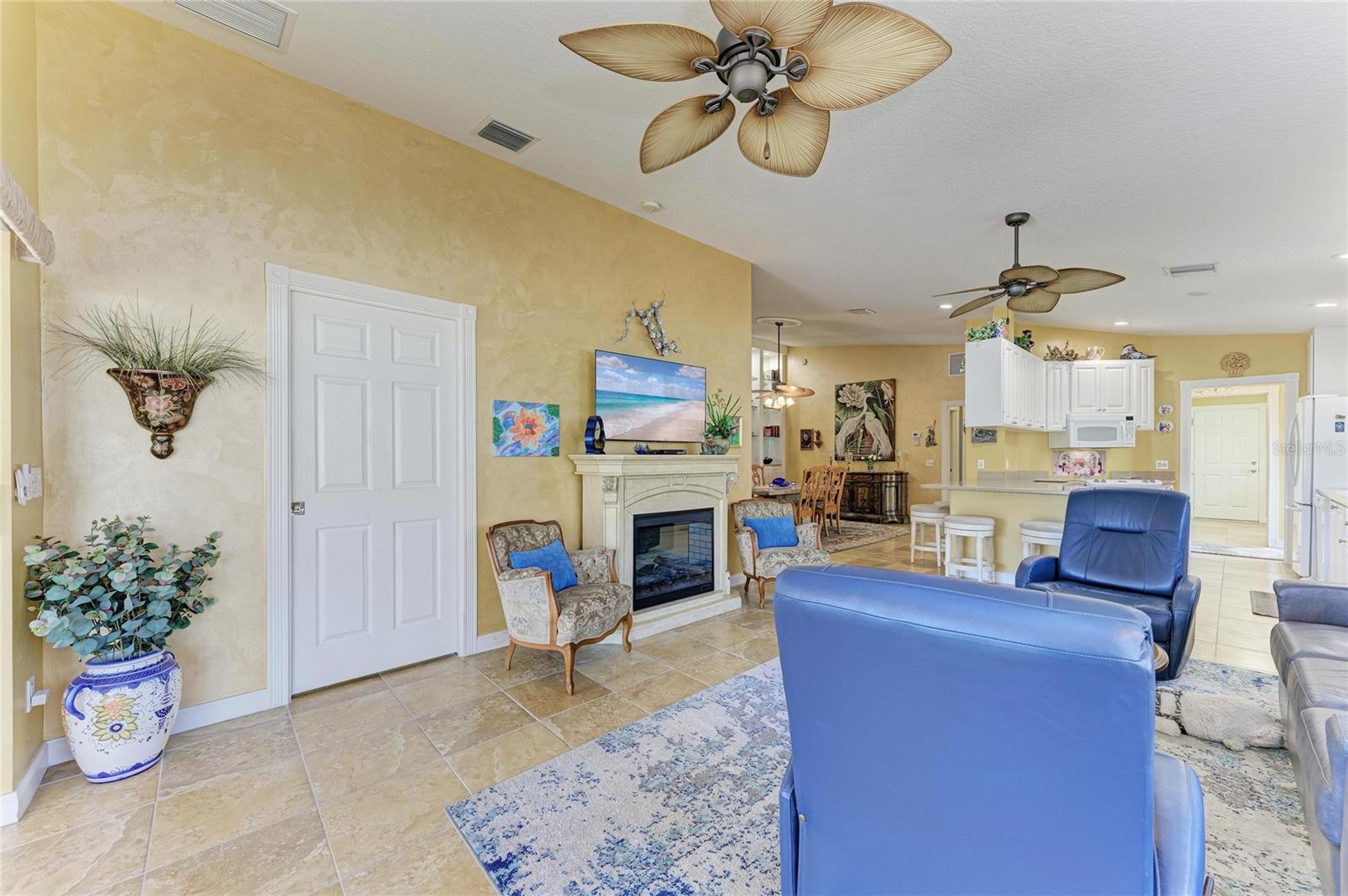 6256 Erice St Property Photo 24