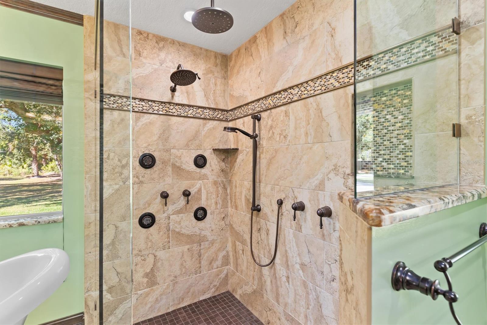 N6145462 Property Photo 22