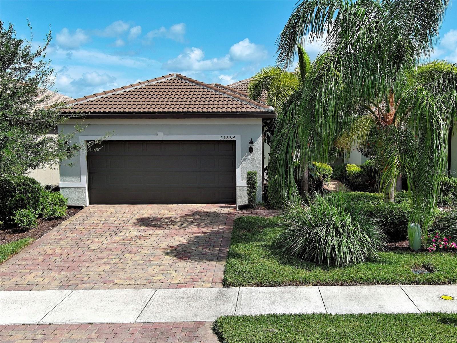 13884 Vadini St Property Photo 2