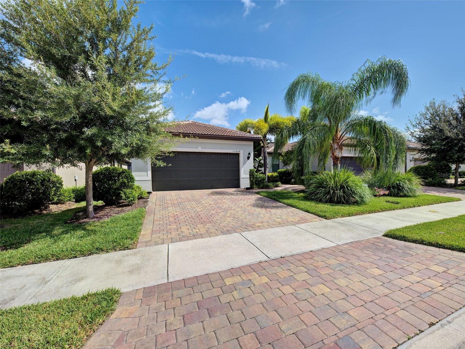 13884 Vadini St Property Photo 3