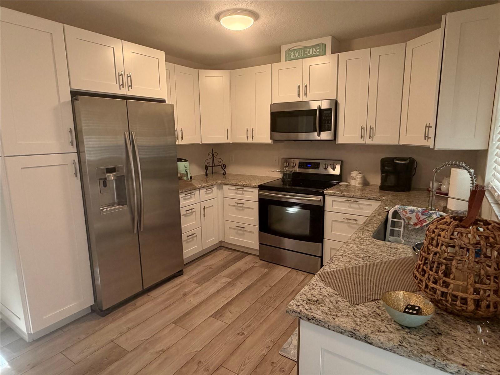 5231 Pompano Rd Property Photo 7