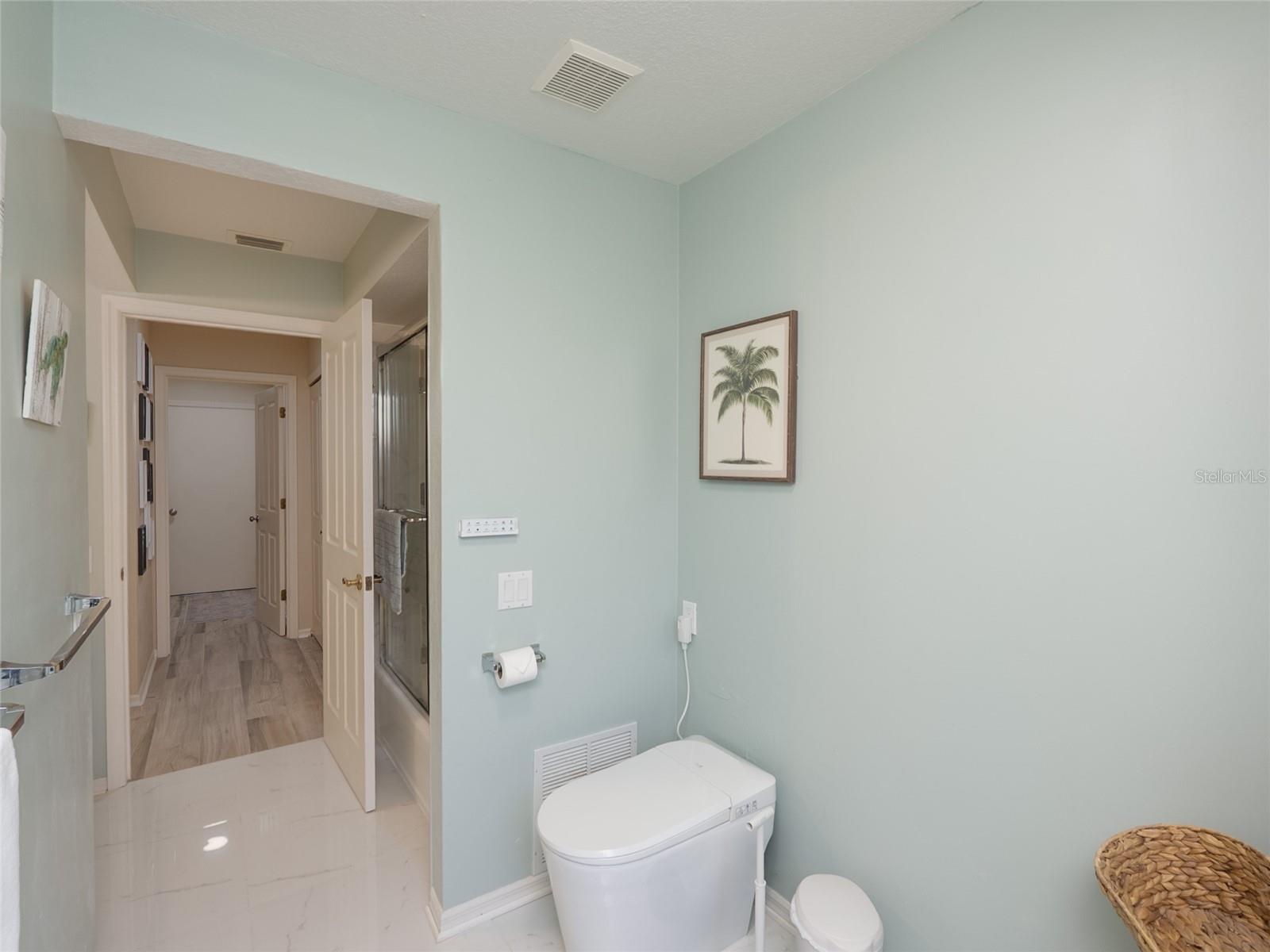 1633 Ashland Pl Property Photo 45