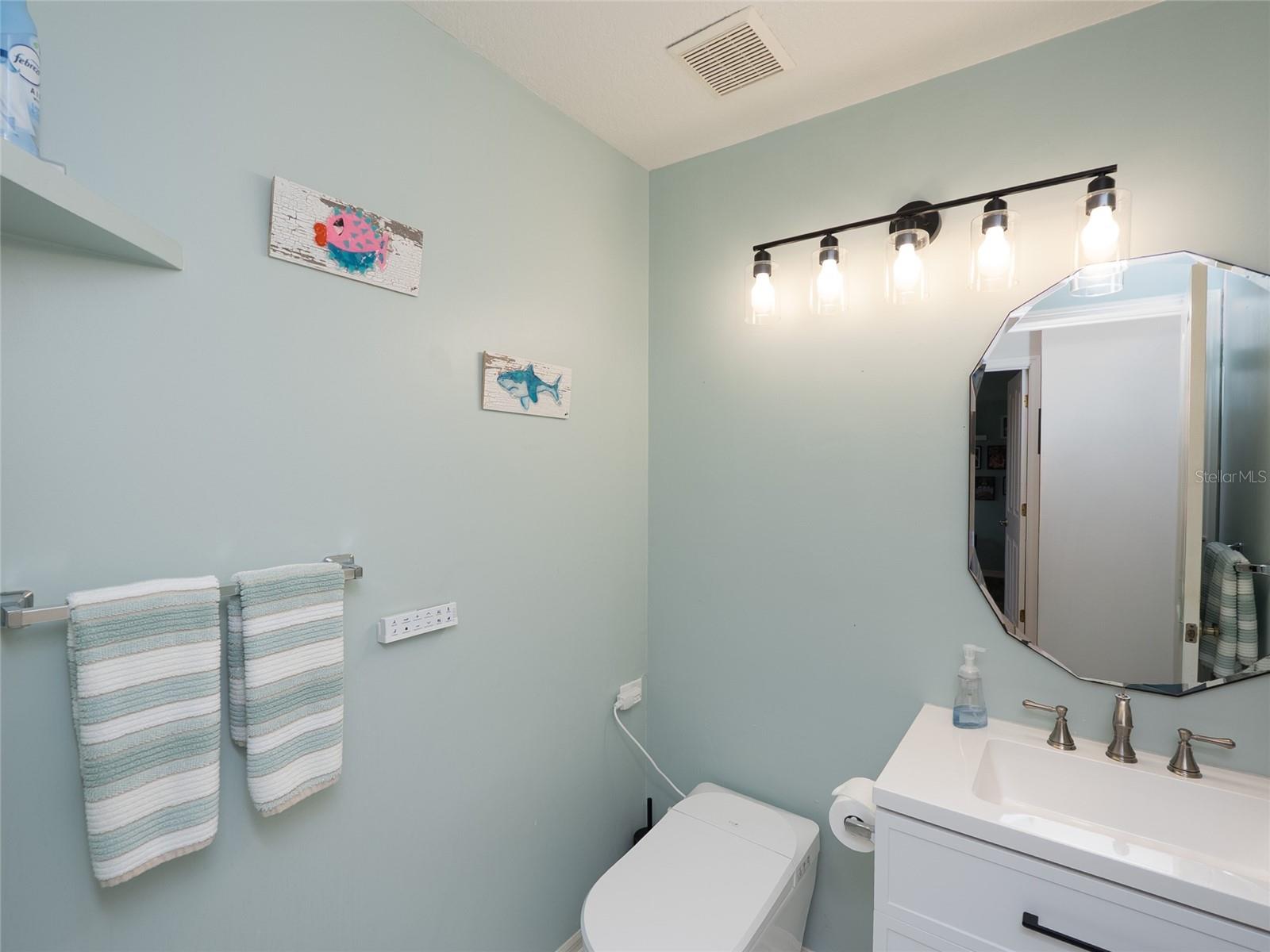 1633 Ashland Pl Property Photo 49