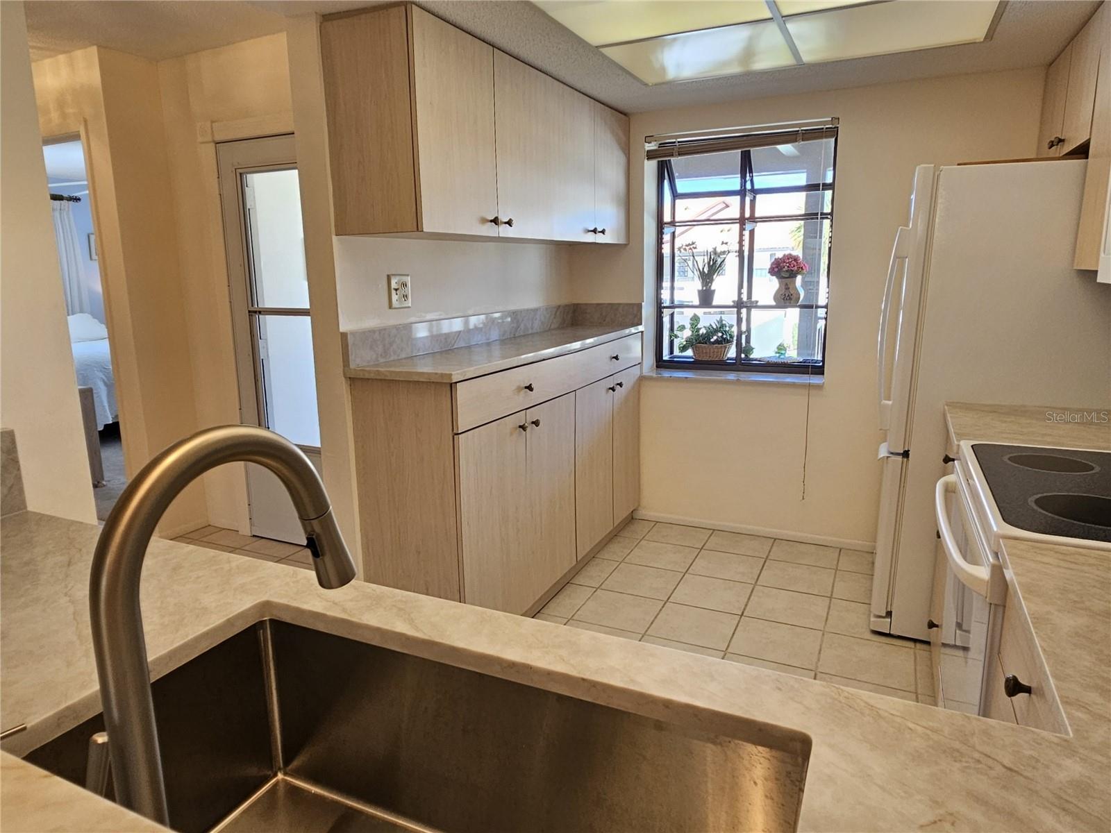 756 Avenida Estancia #162 Property Photo 26