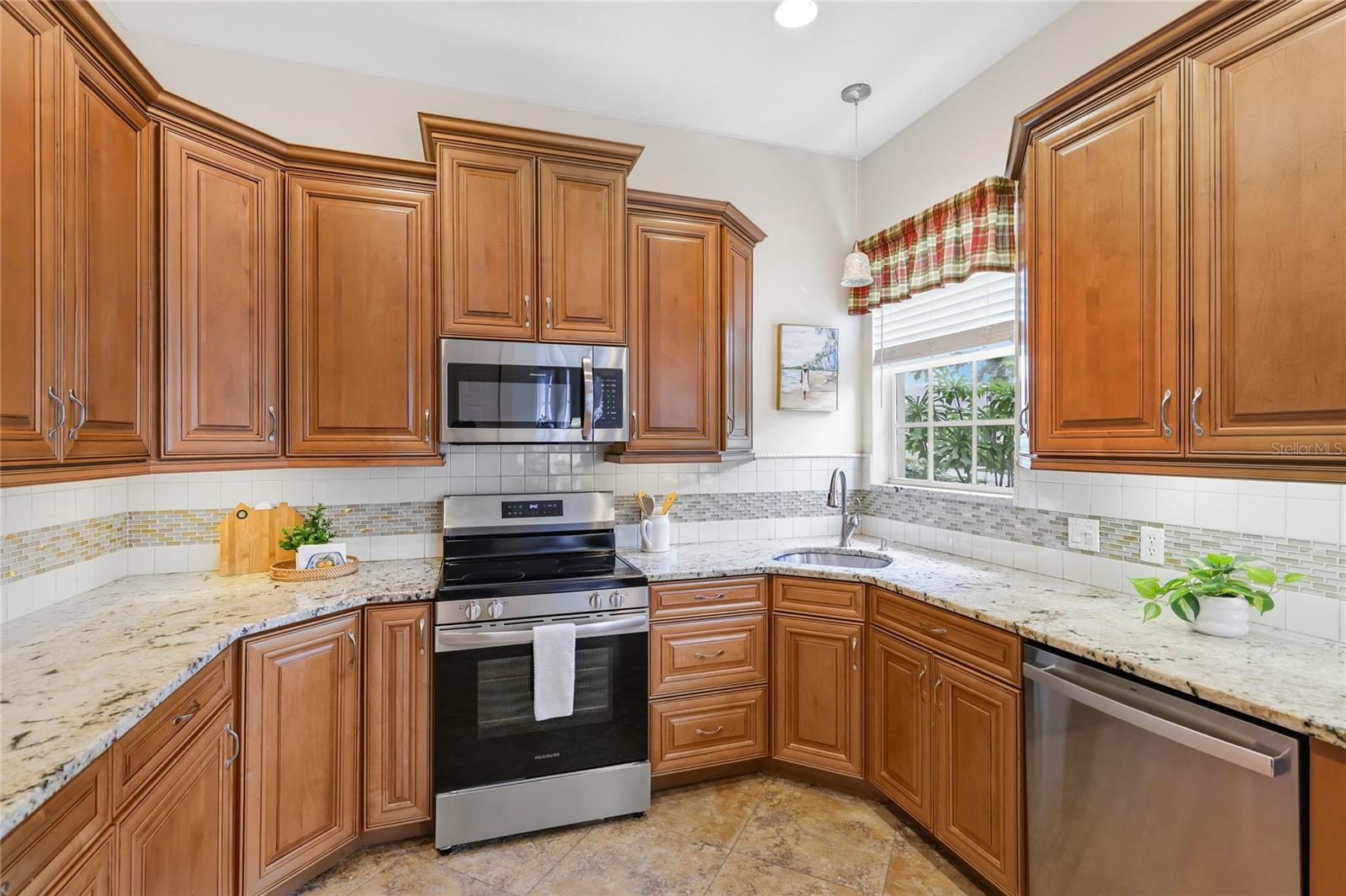 832 Tartan Dr #832 Property Photo 12