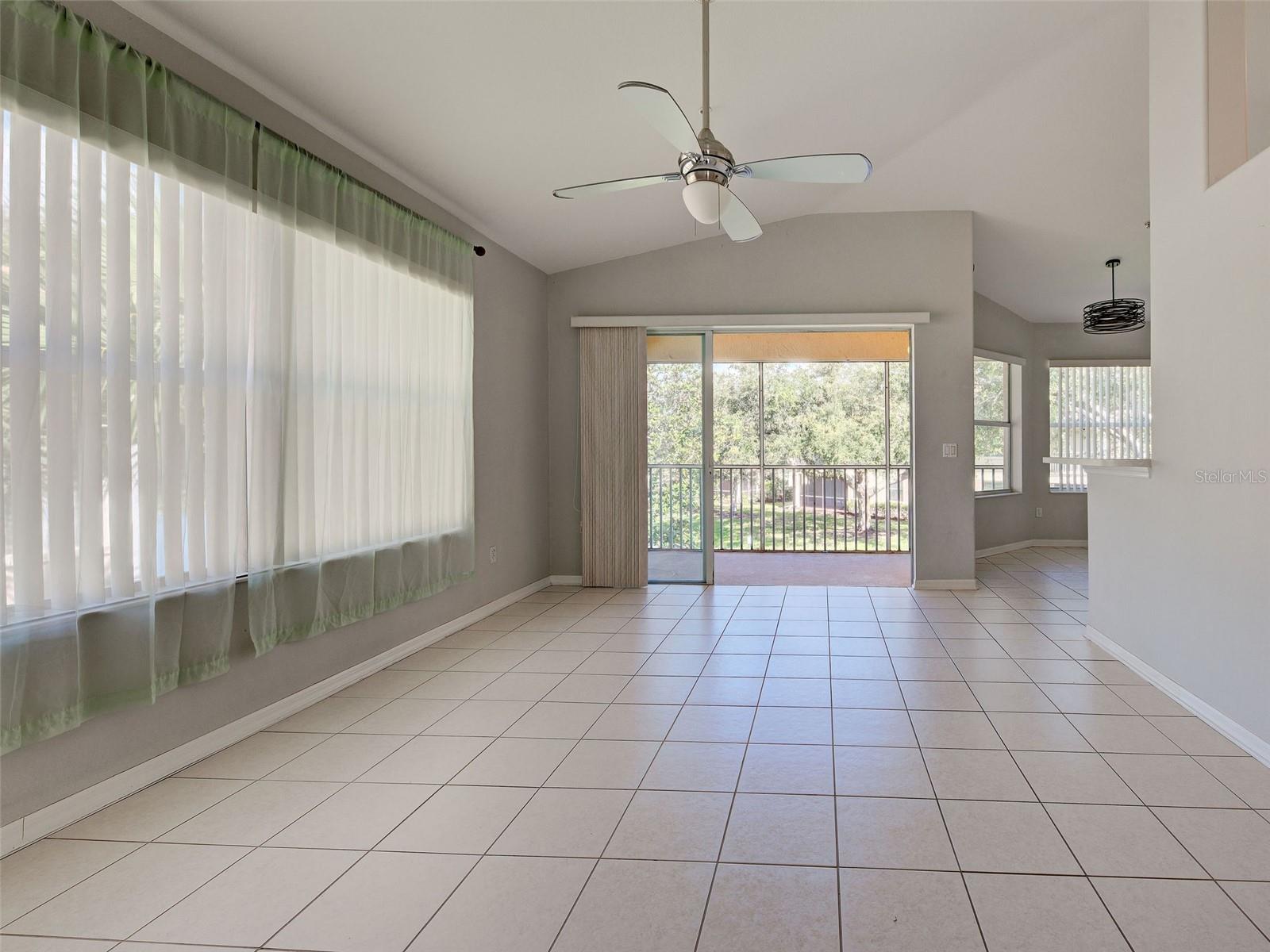 4433 Corso Venetia Blvd #c18 Property Photo 10