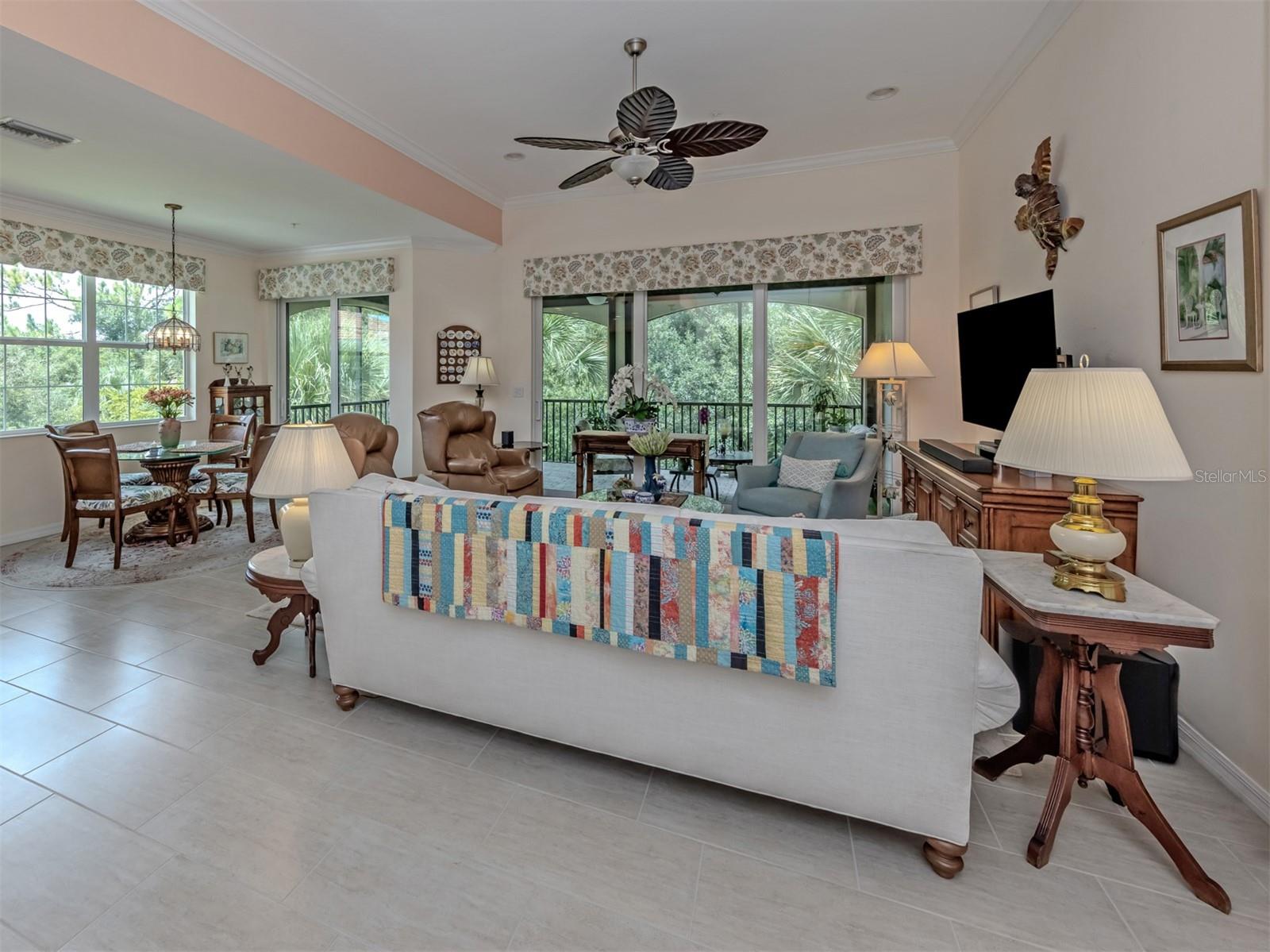 170 Bella Vista Ter #20c Property Photo 8