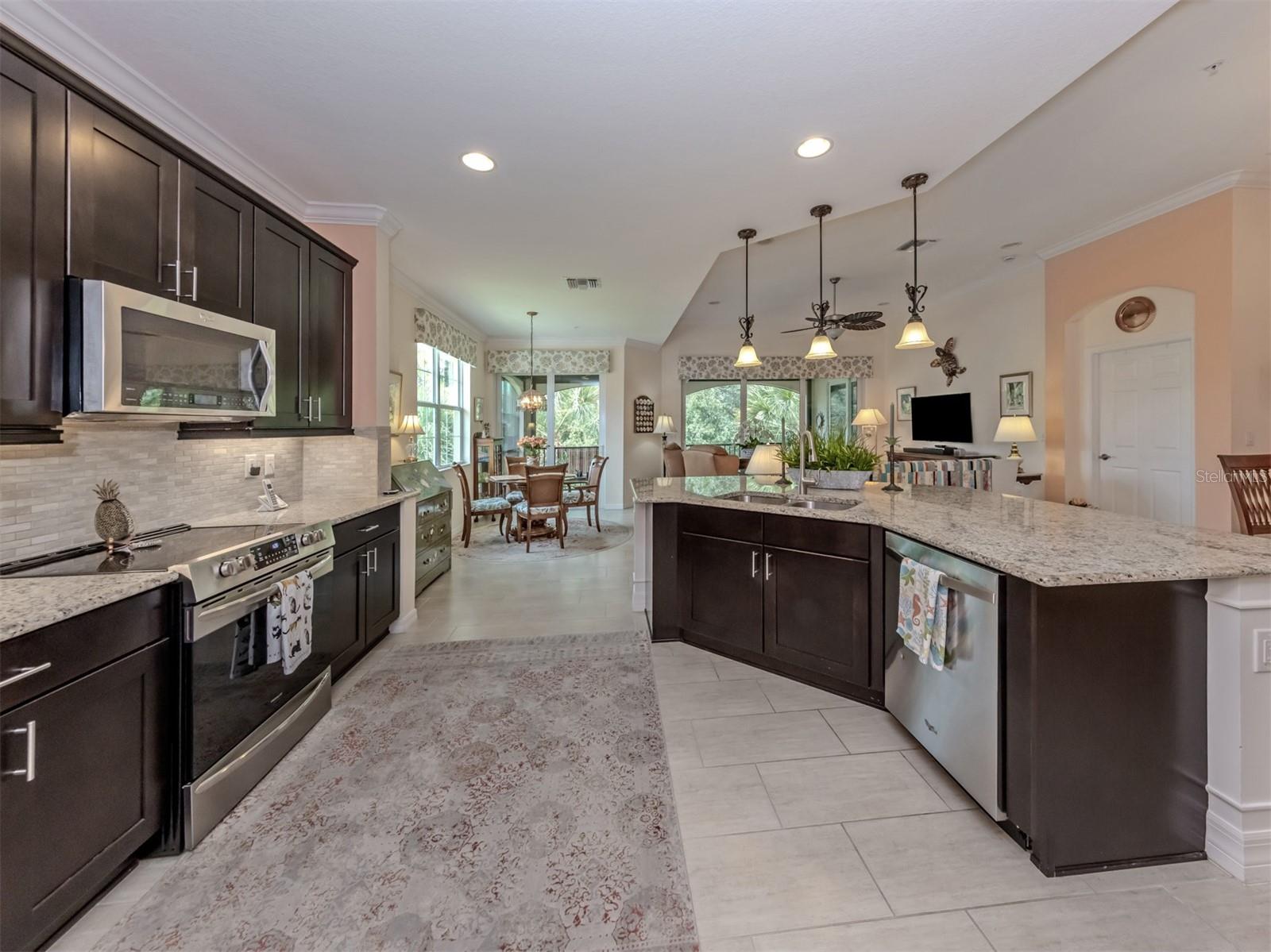 170 Bella Vista Ter #20c Property Photo 10