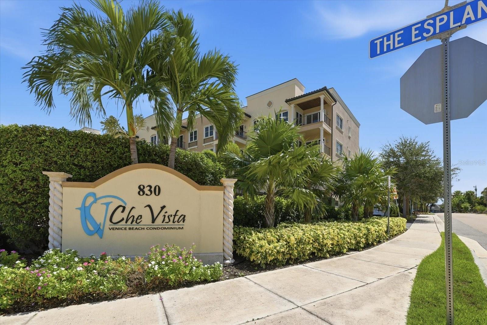 830 THE ESPLANADE N #304 Property Photo 1