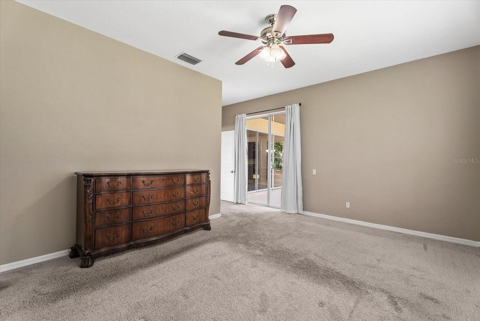 324 Langholm Dr Property Photo 26