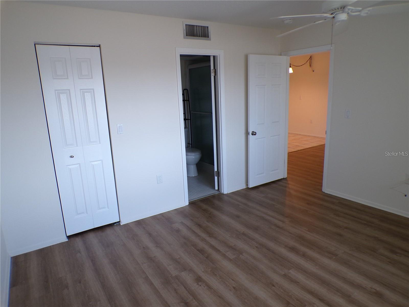 649 S Tamiami Trl S #304 Property Photo 10