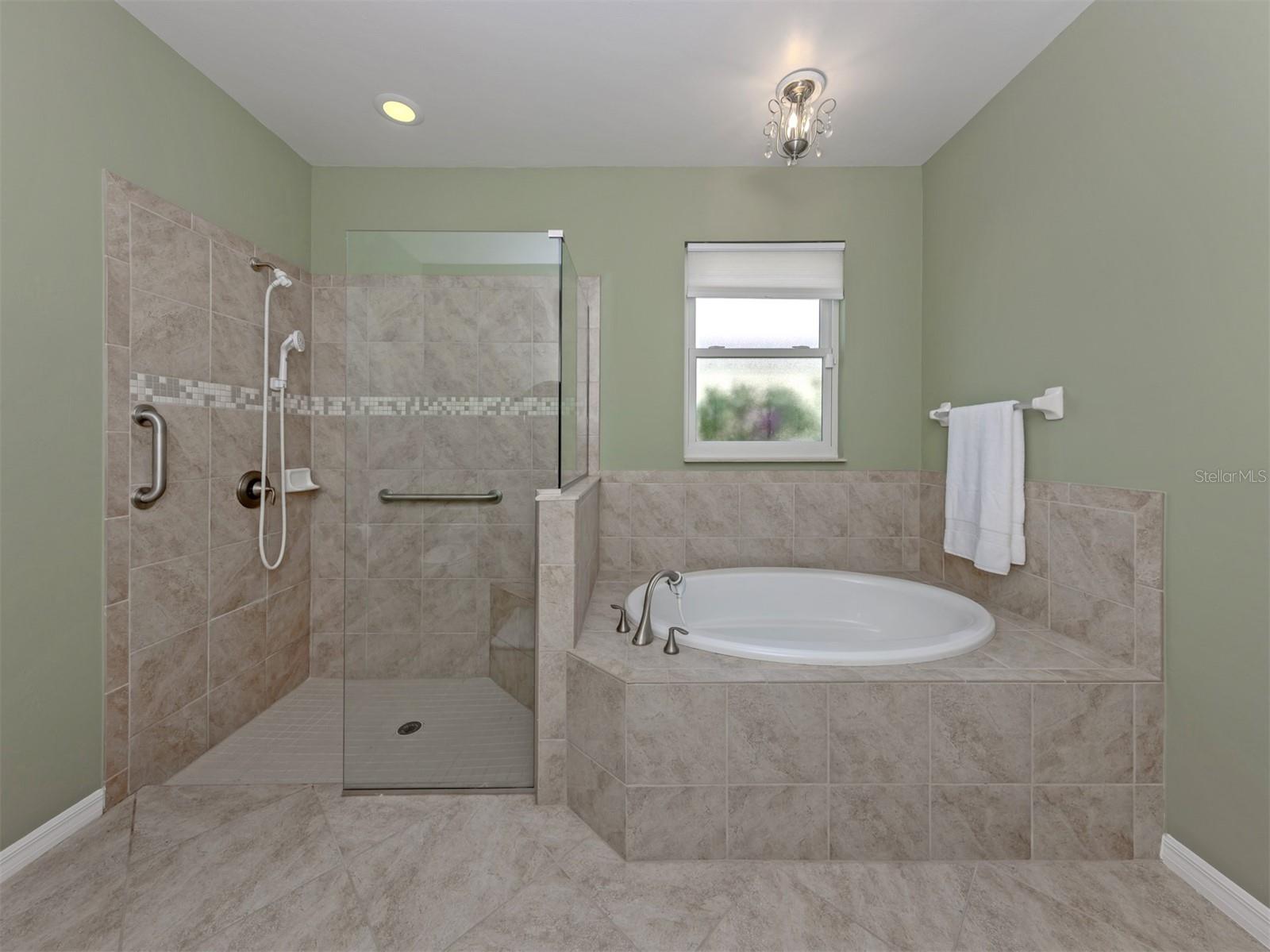 11670 Parrotfish St Property Photo 17