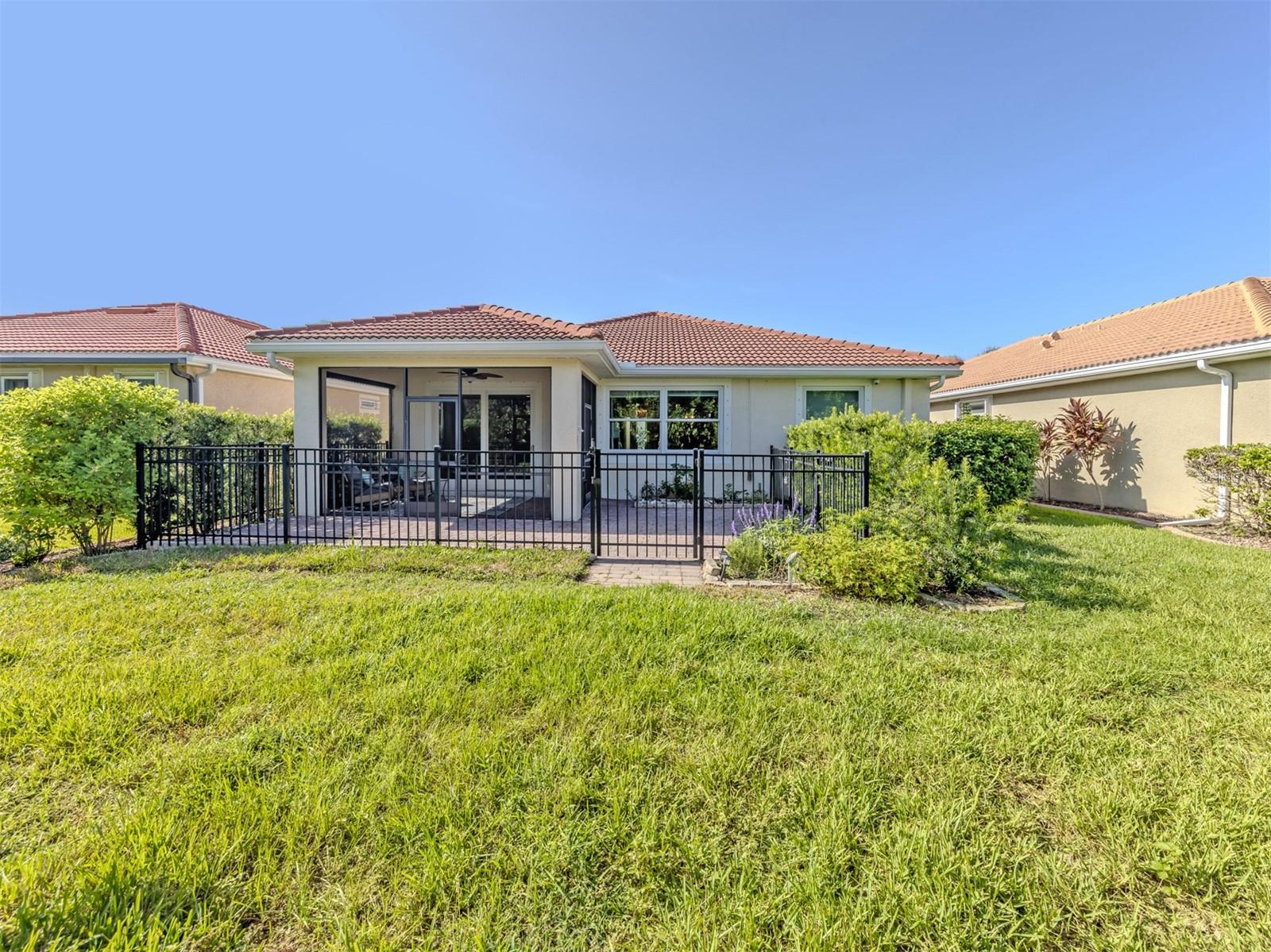 11670 Parrotfish St Property Photo 28