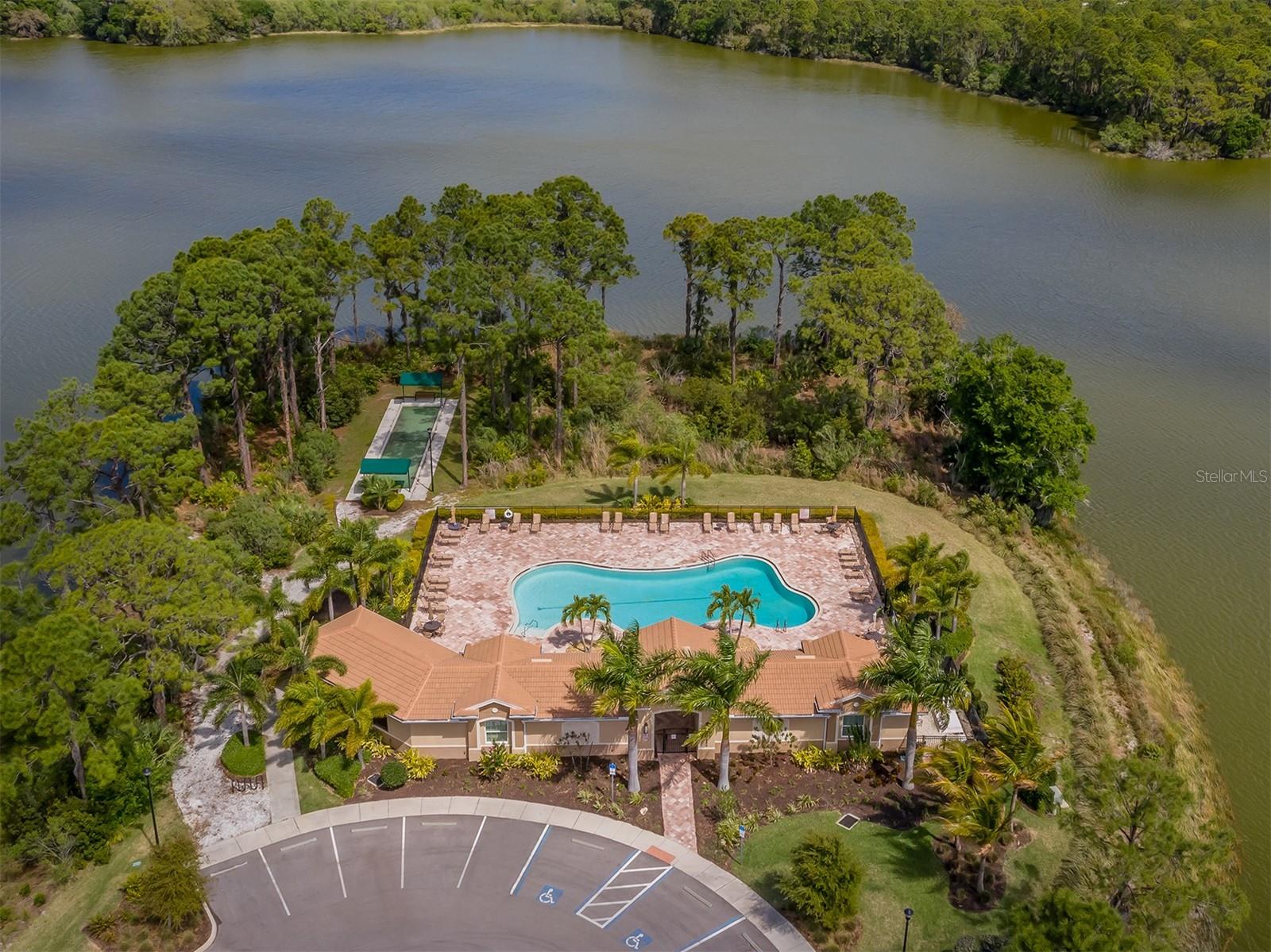 11670 Parrotfish St Property Photo 31