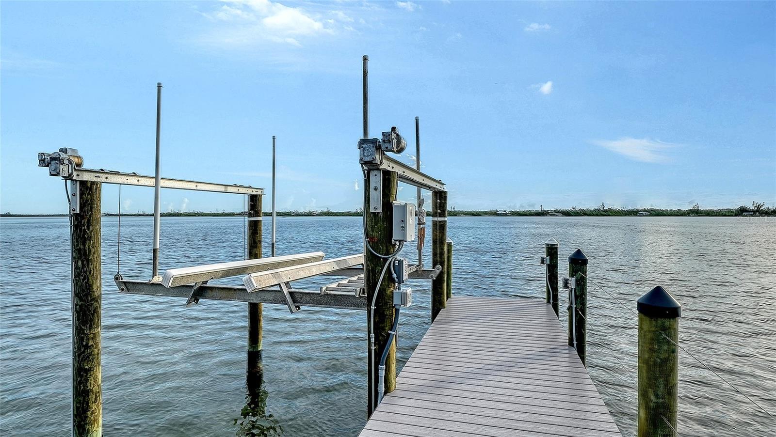 1115 Bayshore Dr Property Photo 5