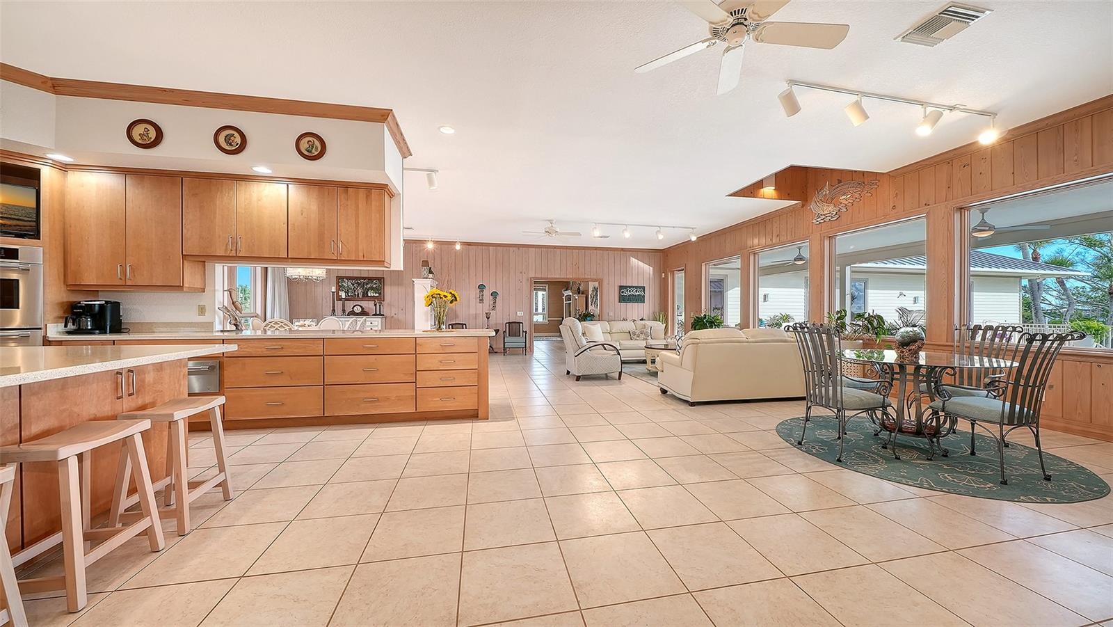 1115 Bayshore Dr Property Photo 15