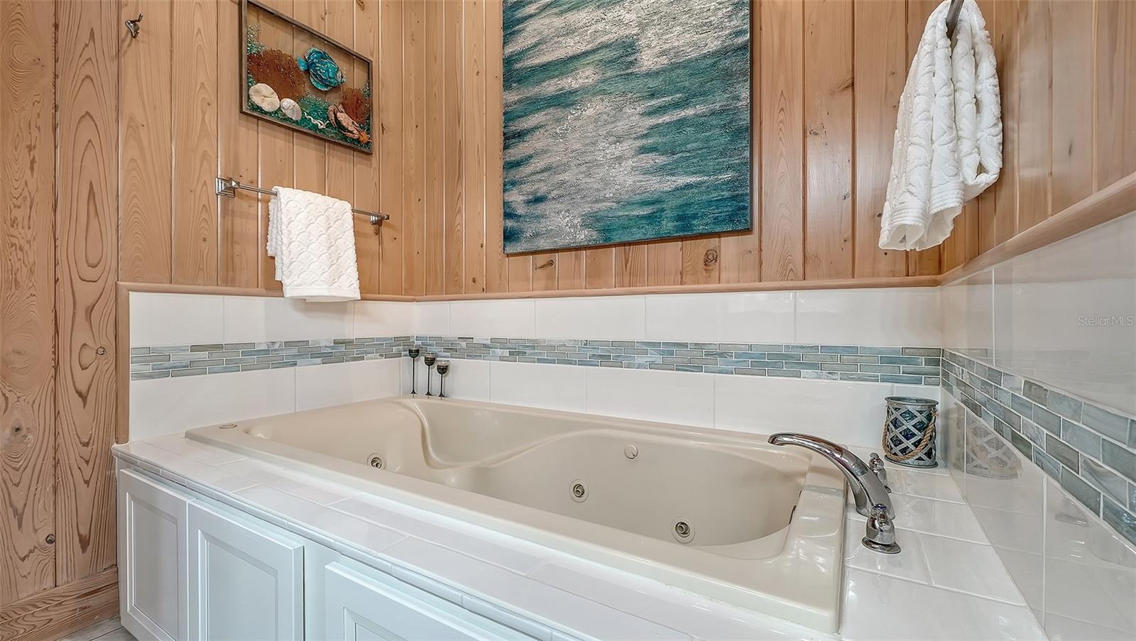 1115 Bayshore Dr Property Photo 34