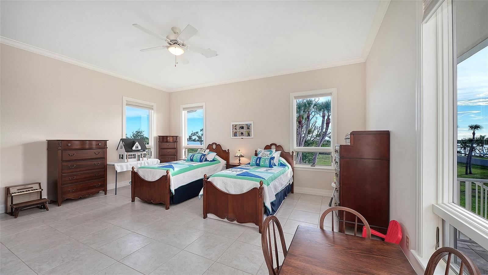 1115 Bayshore Dr Property Photo 45